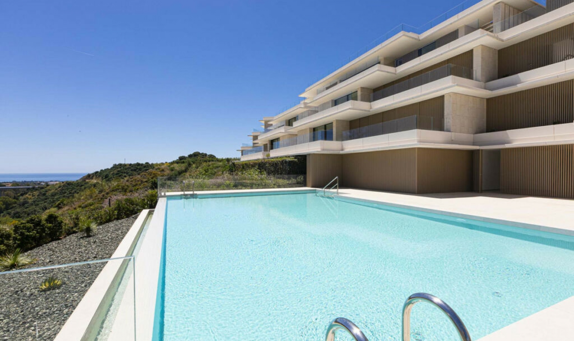 Resale - Apartment -
Benahavís