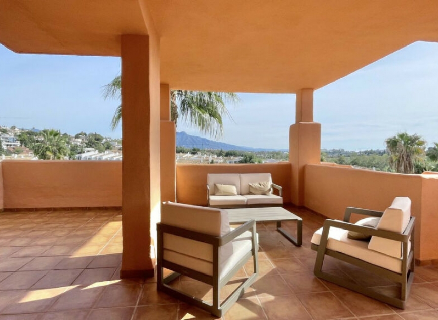 Resale - Apartment -
Benahavís