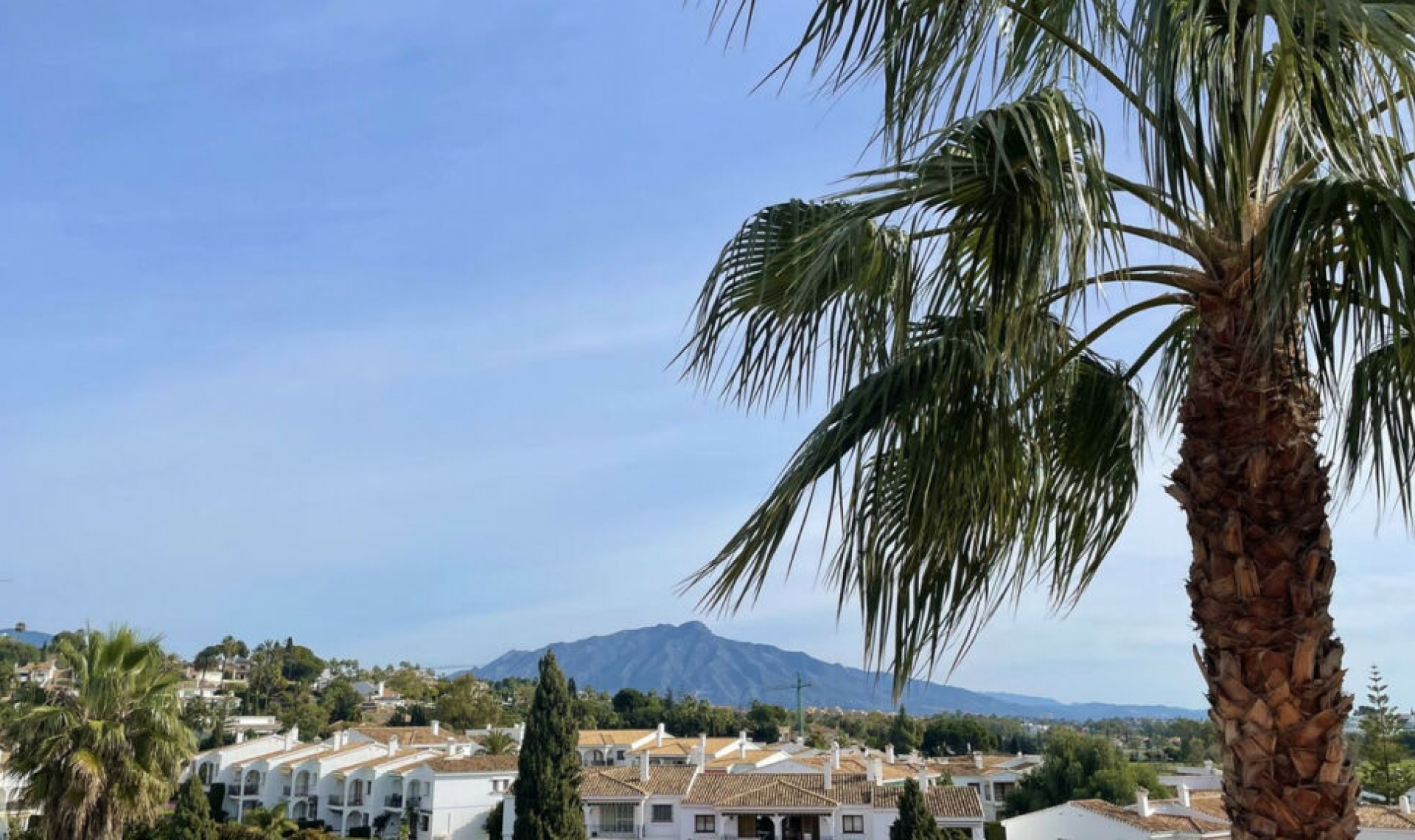Resale - Apartment -
Benahavís
