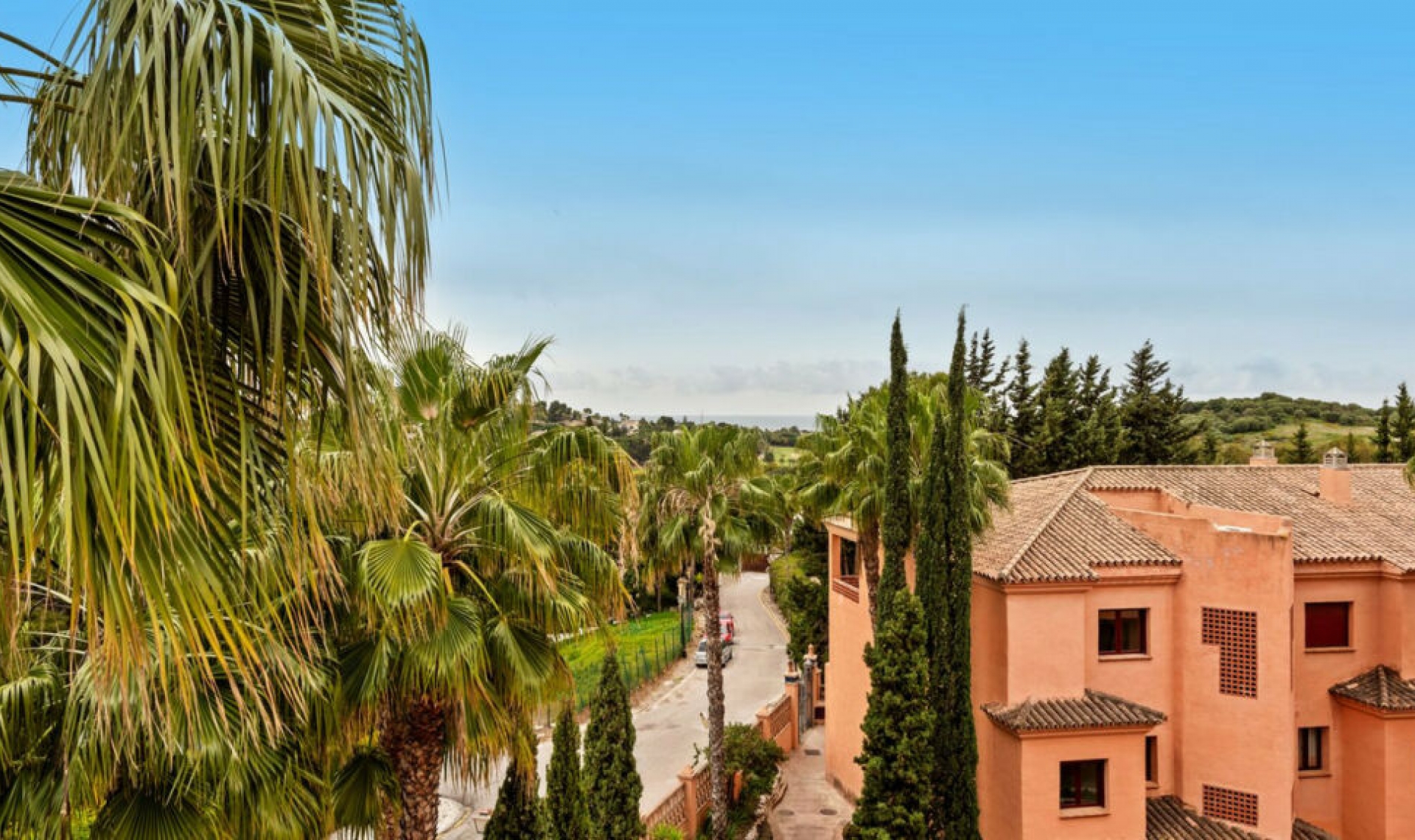 Resale - Apartment -
Benahavís