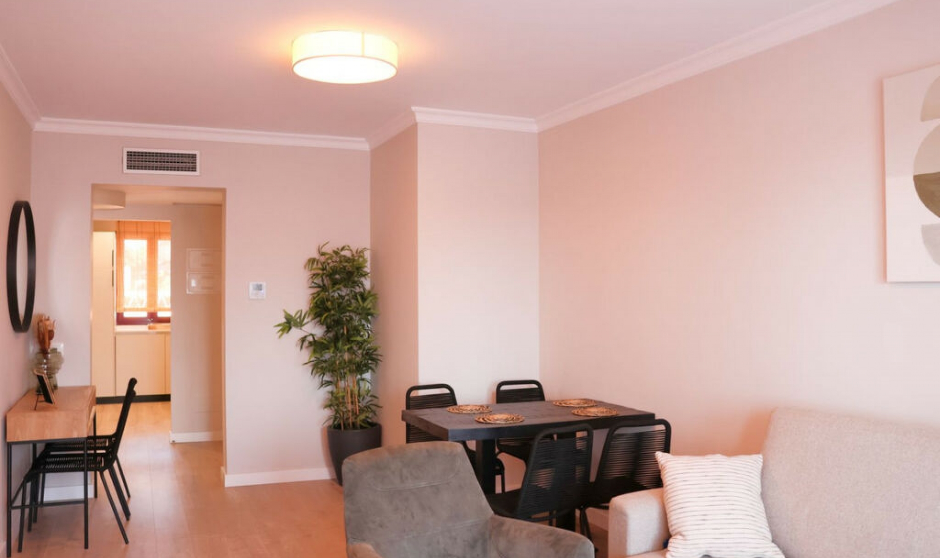 Resale - Apartment -
Benahavís