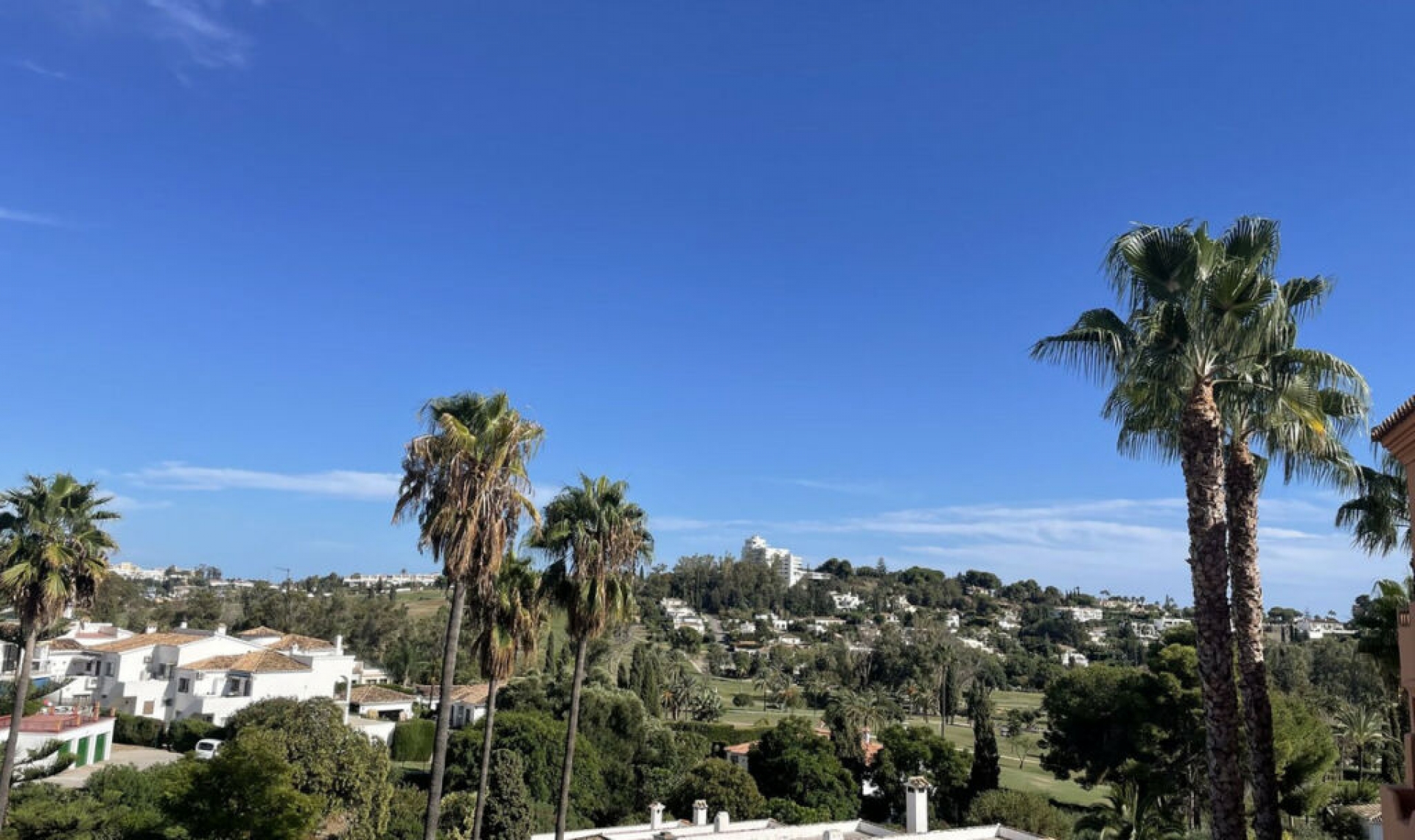 Resale - Apartment -
Benahavís