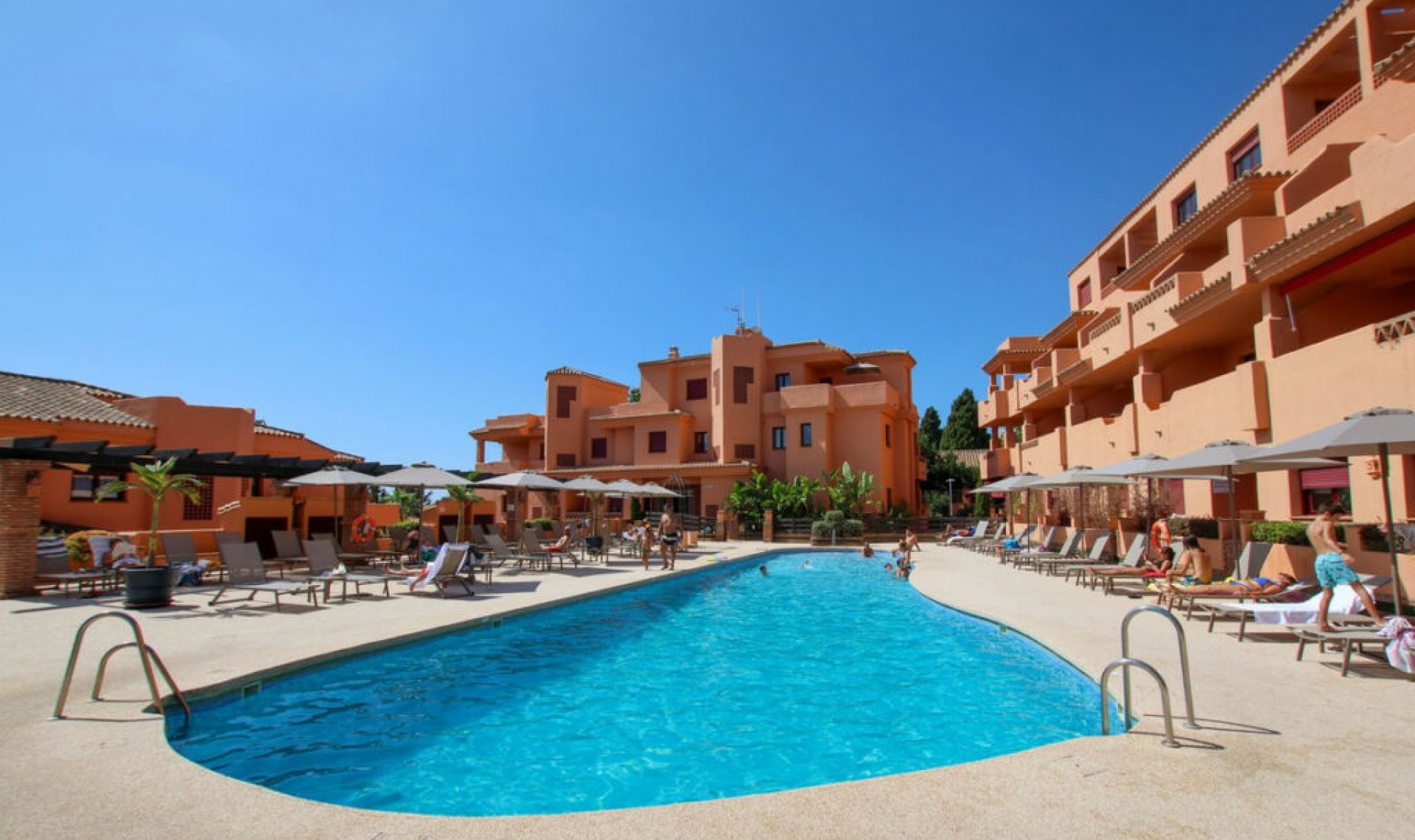 Resale - Apartment -
Benahavís