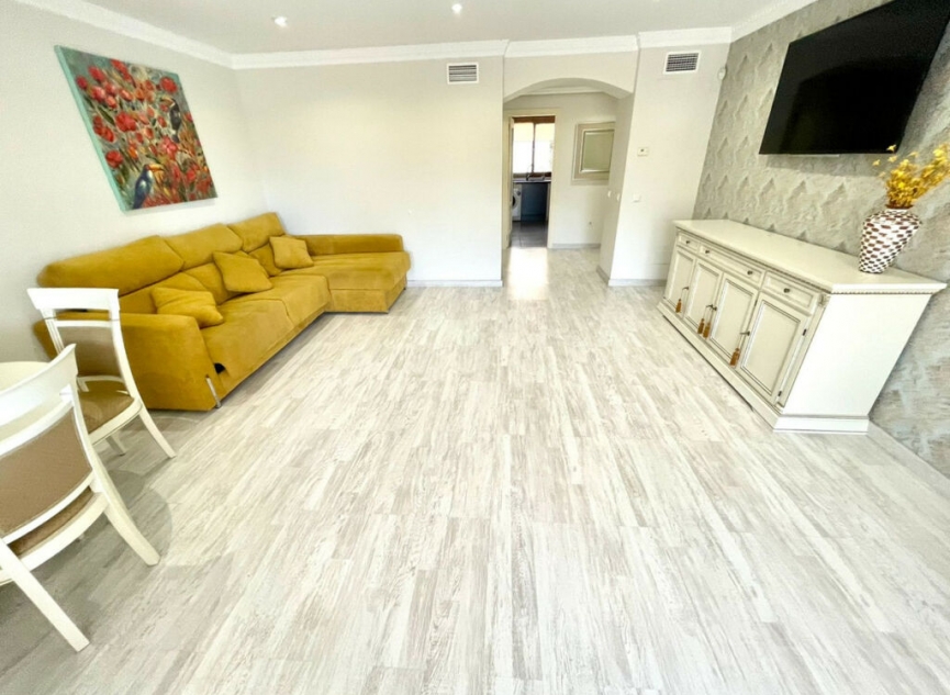 Resale - Apartment -
Benahavís