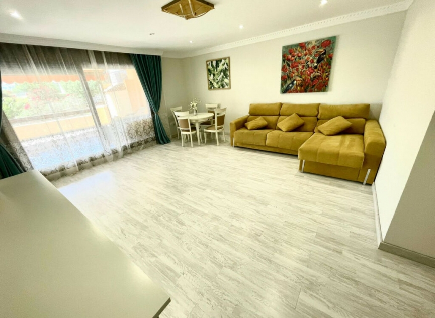 Resale - Apartment -
Benahavís