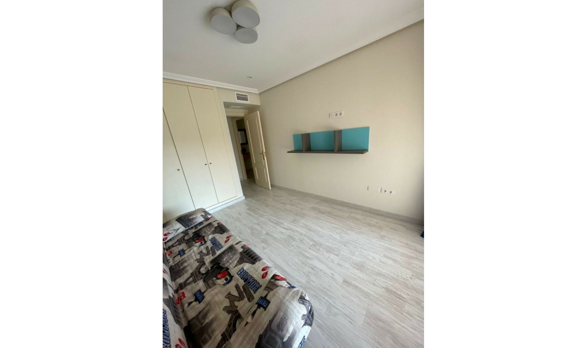 Resale - Apartment -
Benahavís