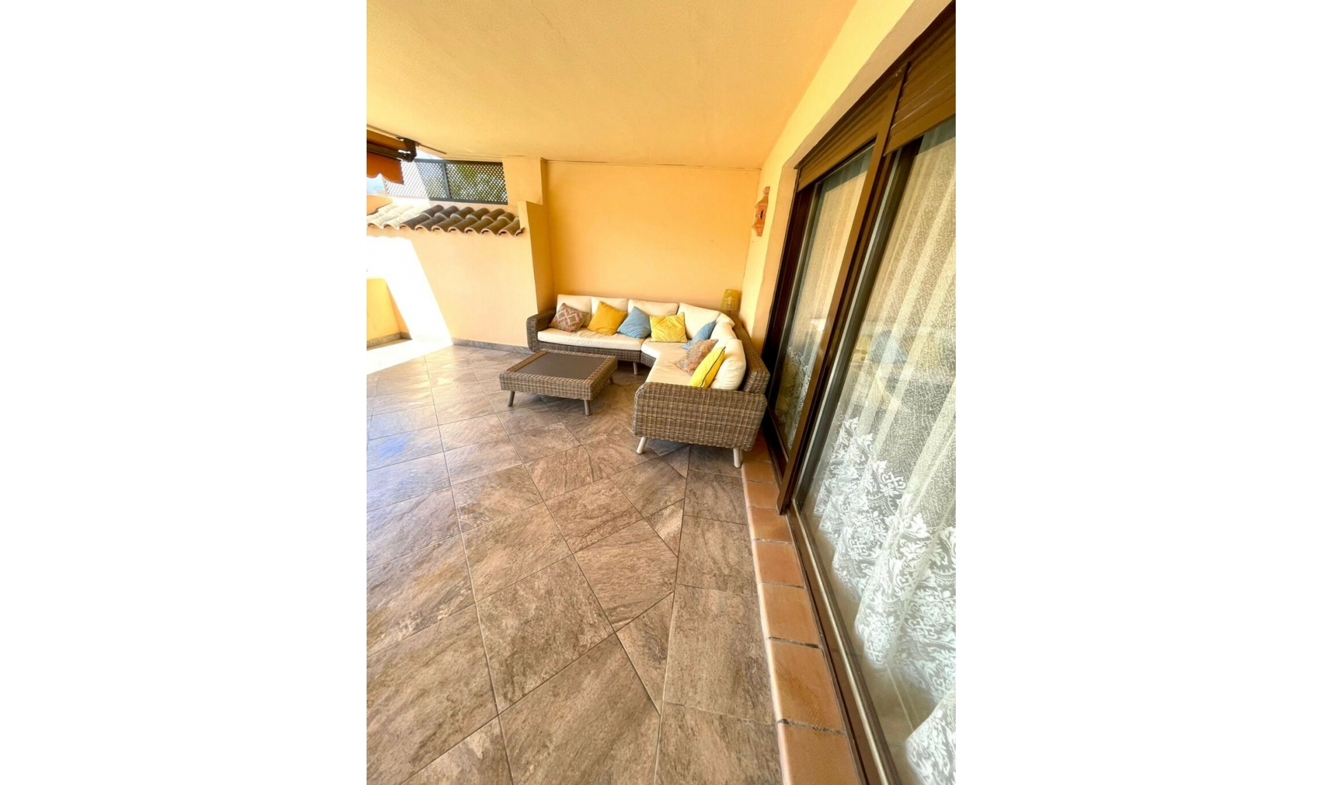 Resale - Apartment -
Benahavís