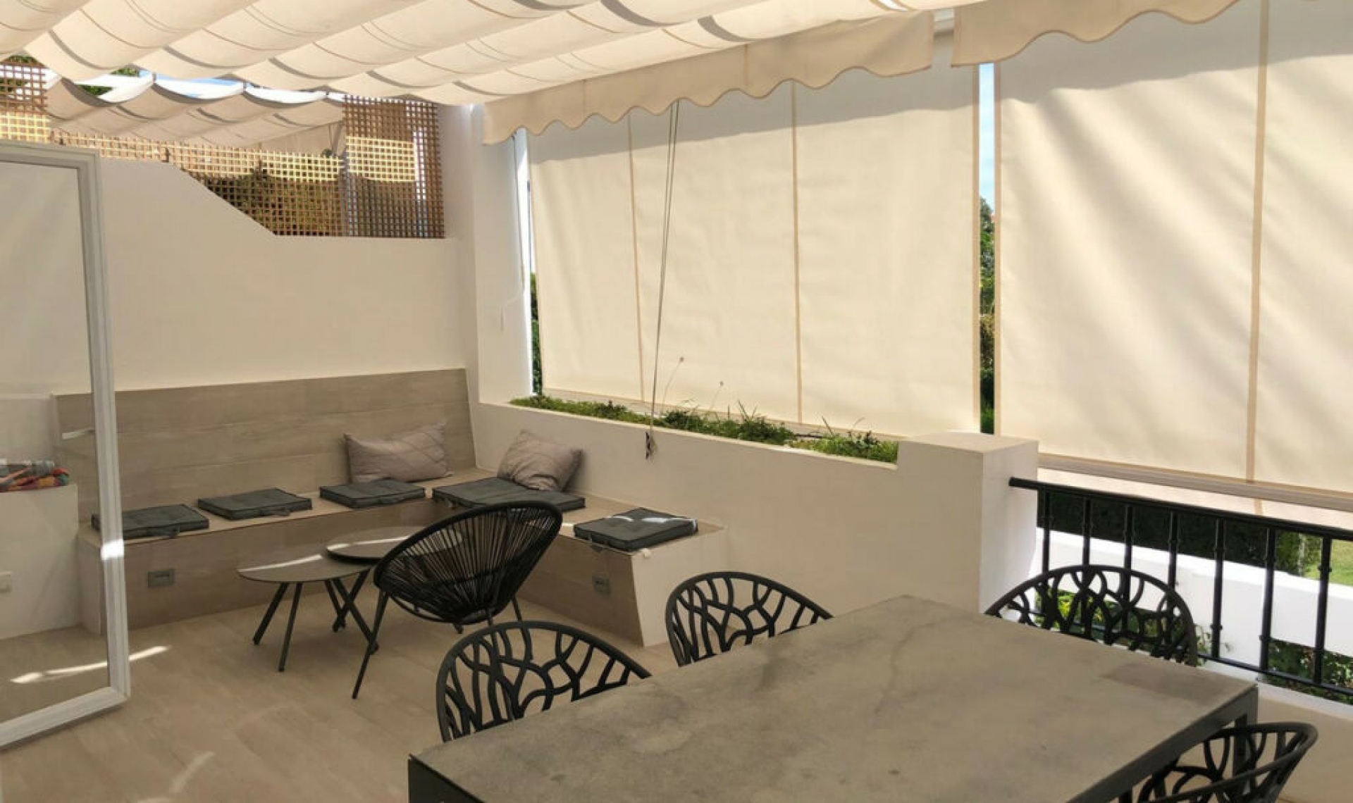 Resale - Apartment -
Benahavís