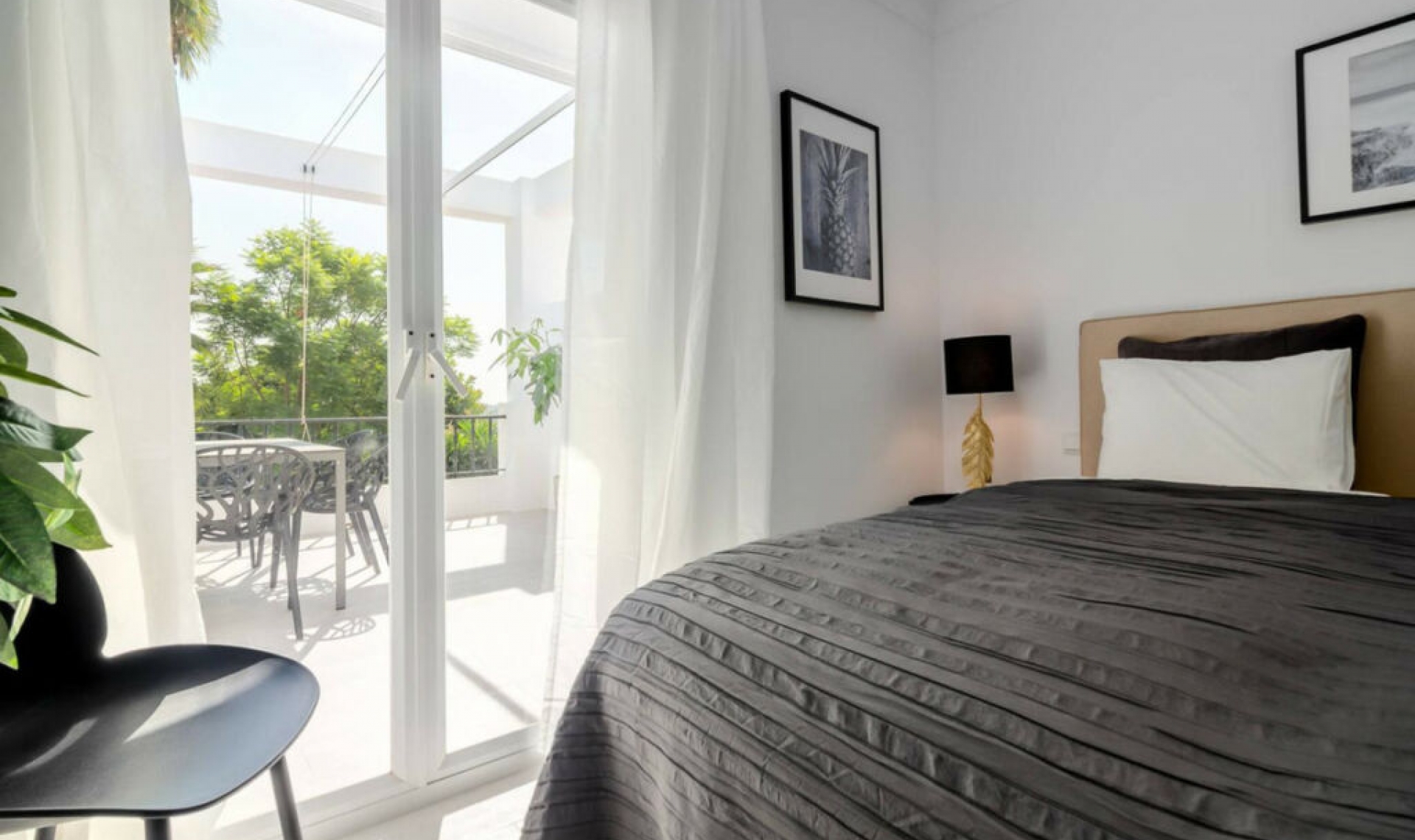 Resale - Apartment -
Benahavís