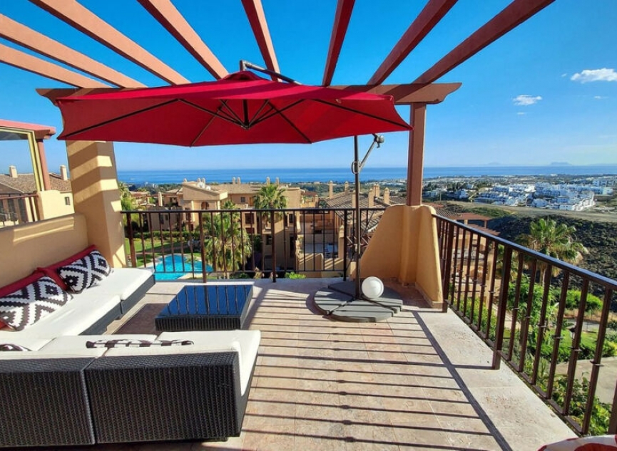 Resale - Apartment -
Benahavís