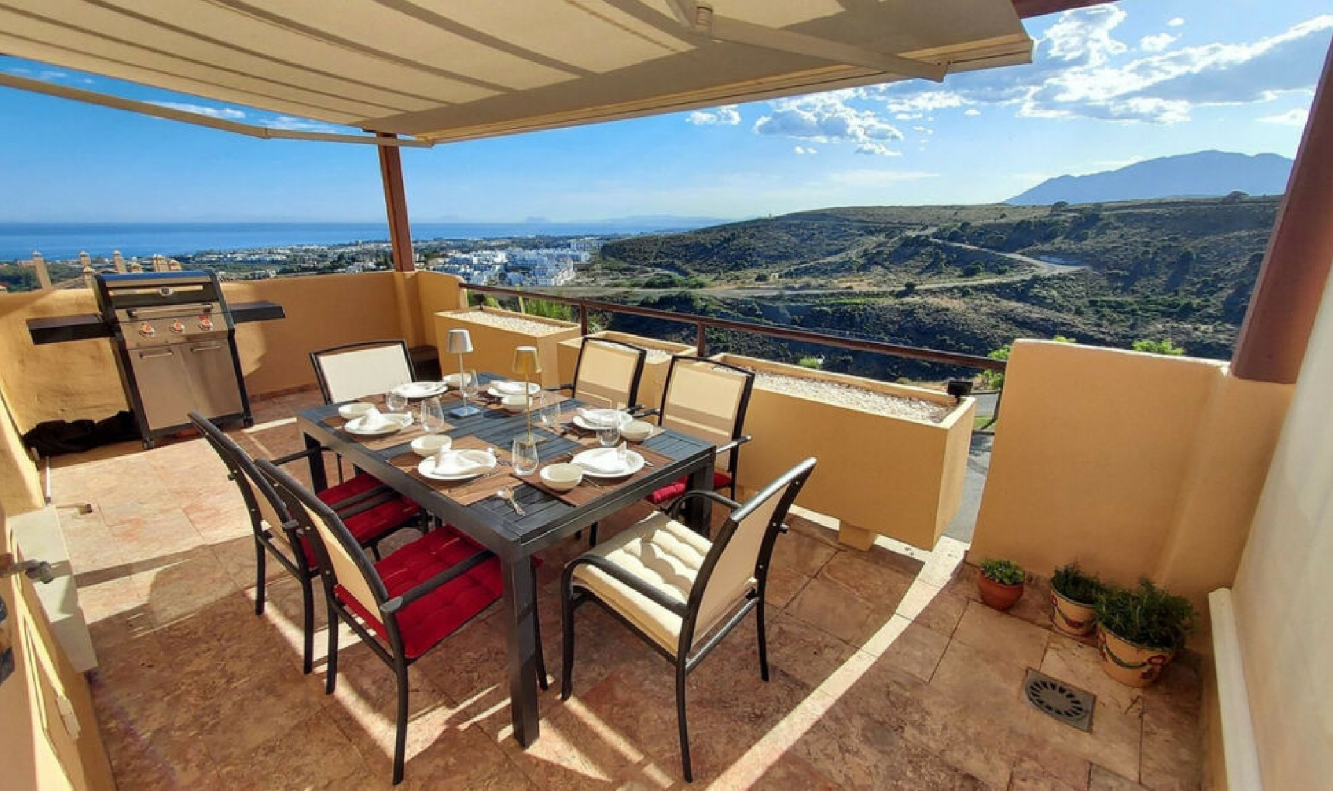 Resale - Apartment -
Benahavís