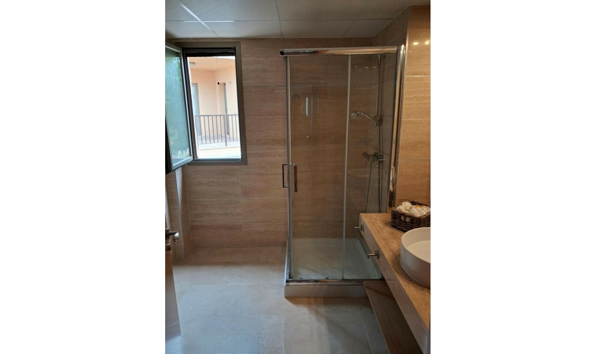 Resale - Apartment -
Benahavís