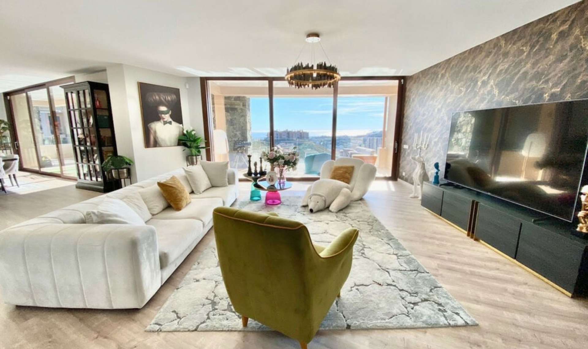 Resale - Apartment -
Benahavís