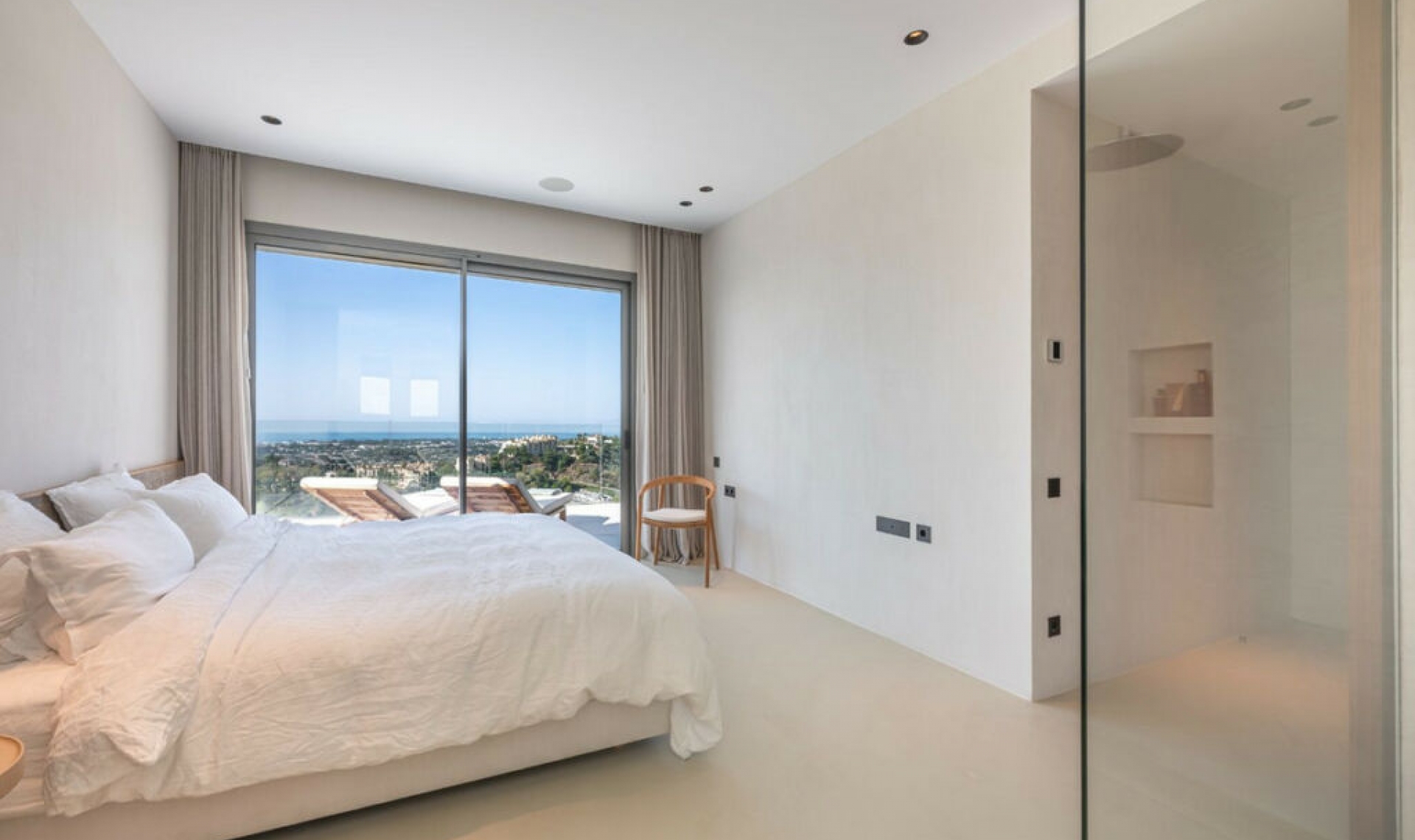 Resale - Apartment -
Benahavís