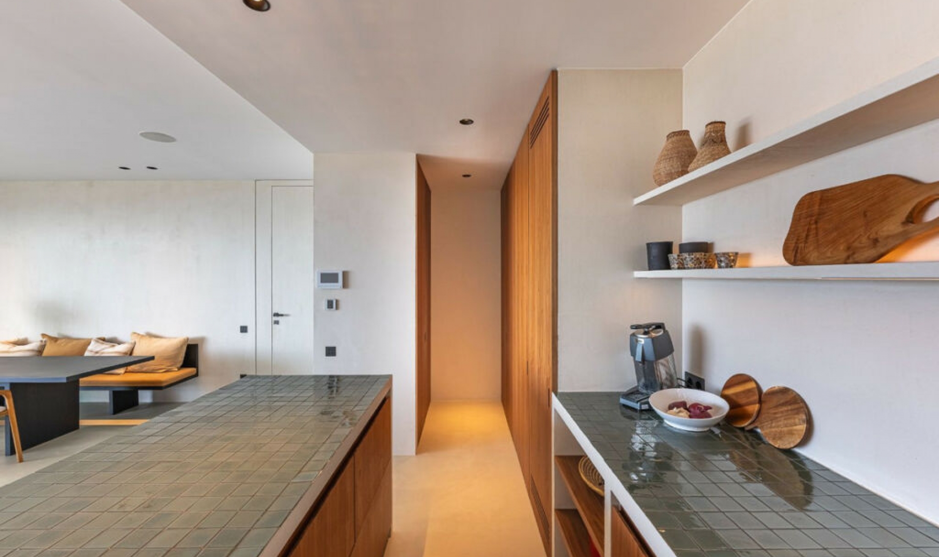 Resale - Apartment -
Benahavís