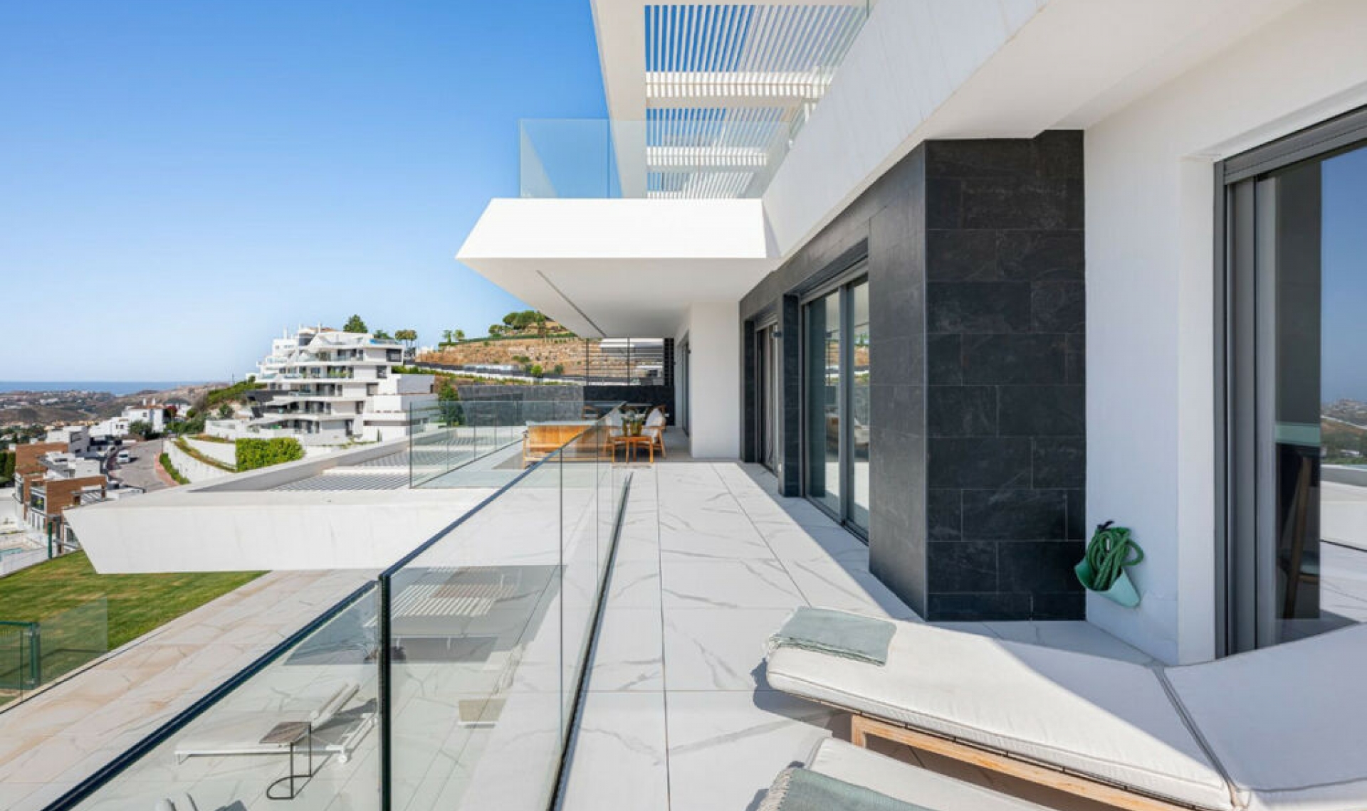 Resale - Apartment -
Benahavís