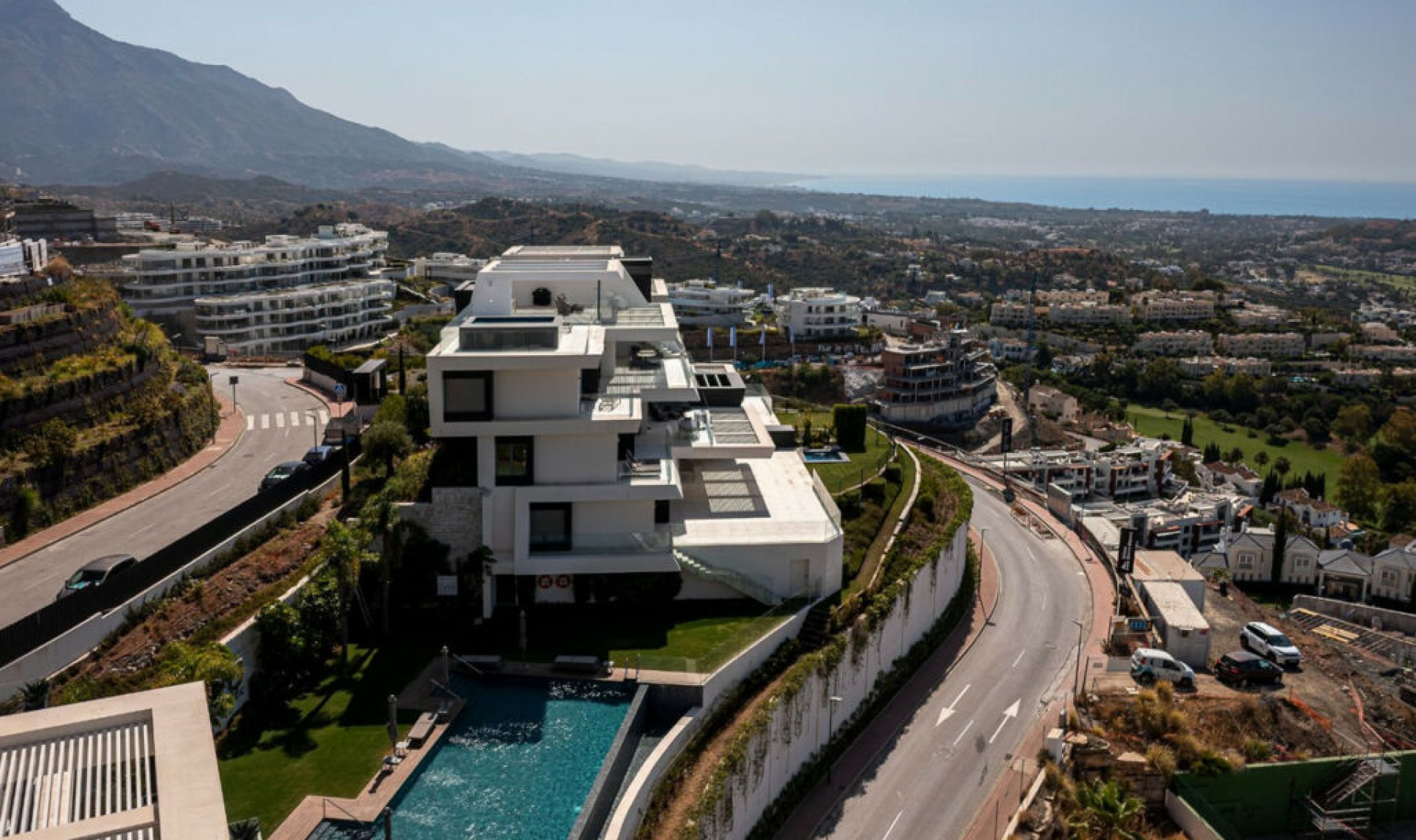 Resale - Apartment -
Benahavís