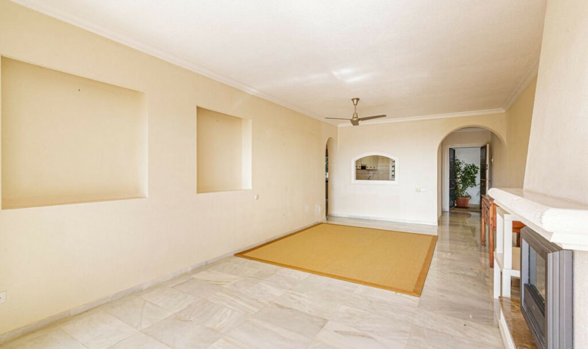 Resale - Apartment -
Benahavís