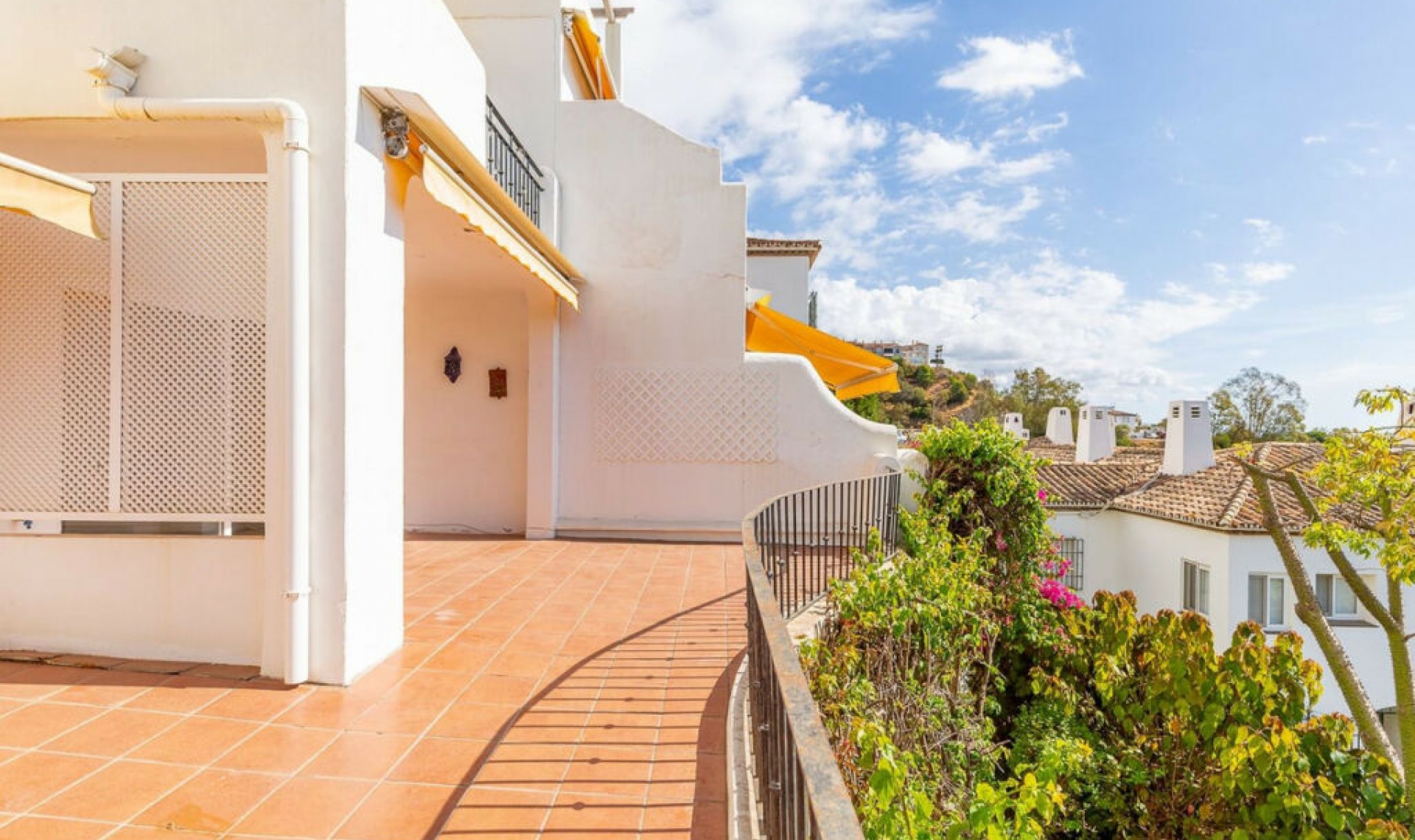 Resale - Apartment -
Benahavís