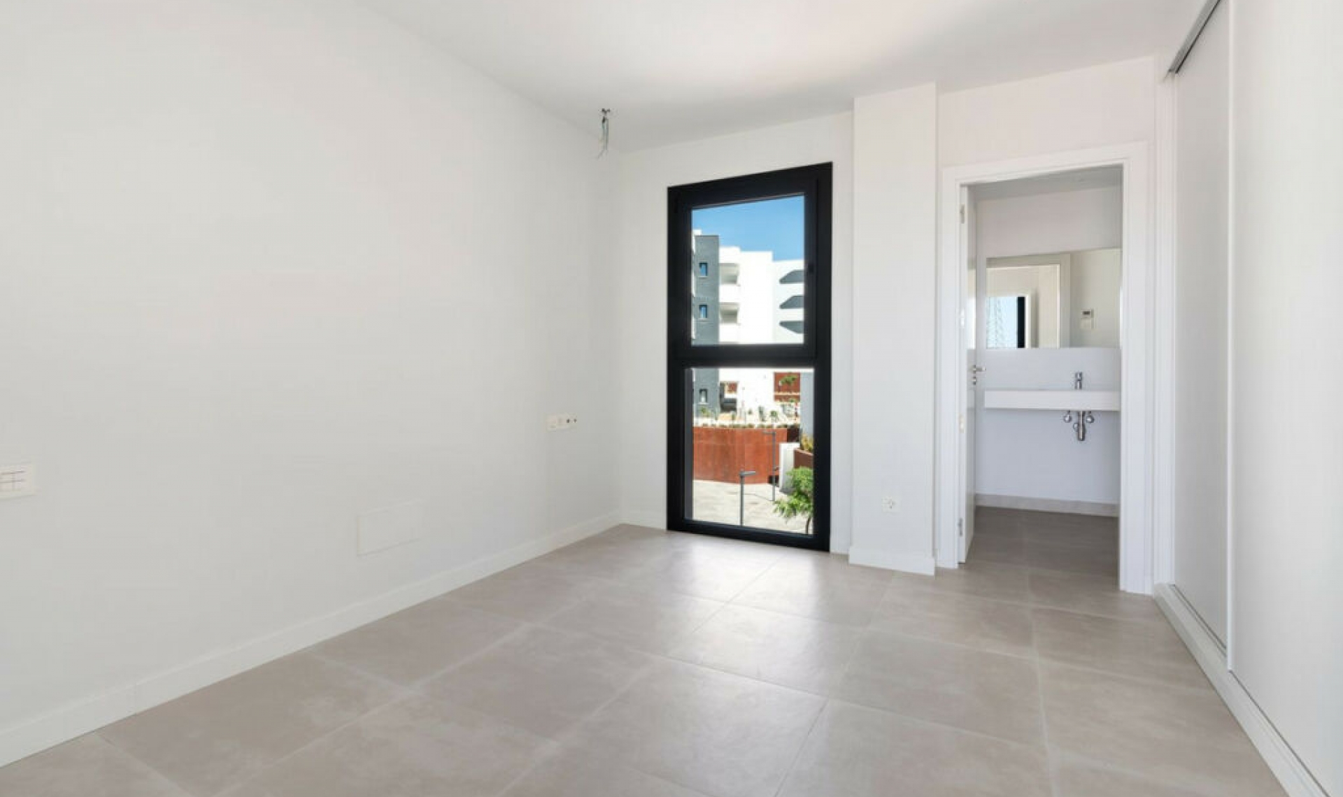 Resale - Apartment -
Benalmadena Costa