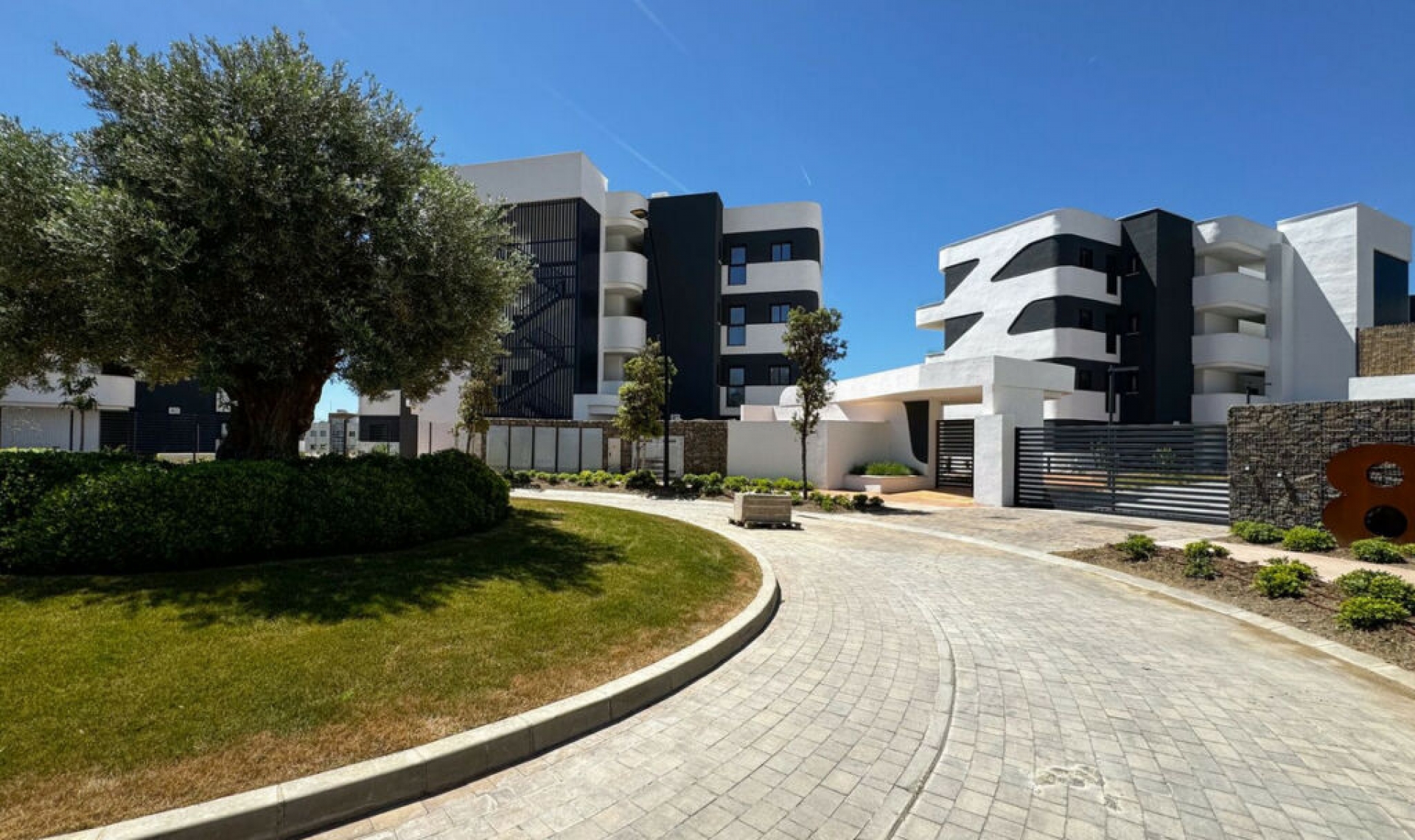 Resale - Apartment -
Benalmadena Costa