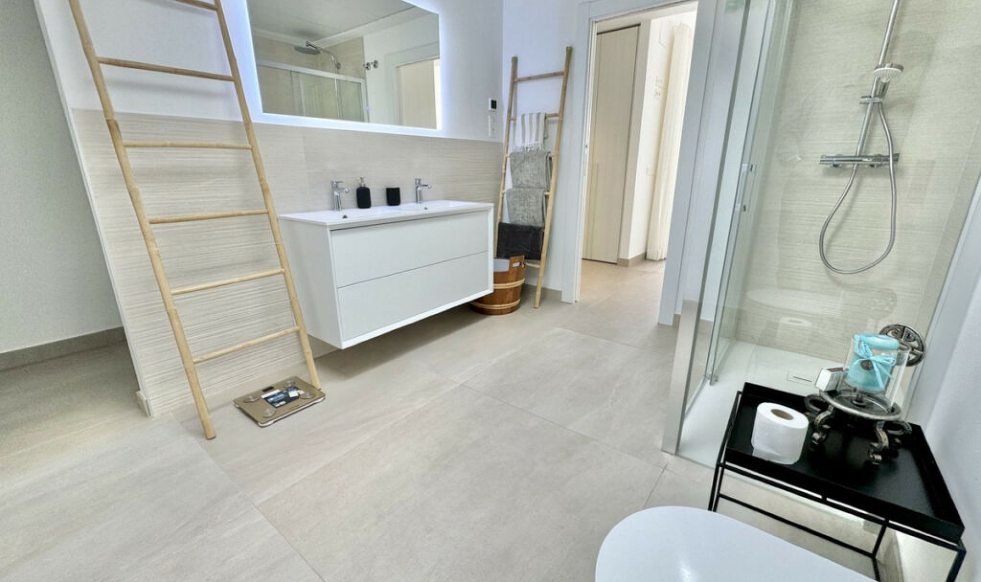 Resale - Apartment -
Benalmadena Costa