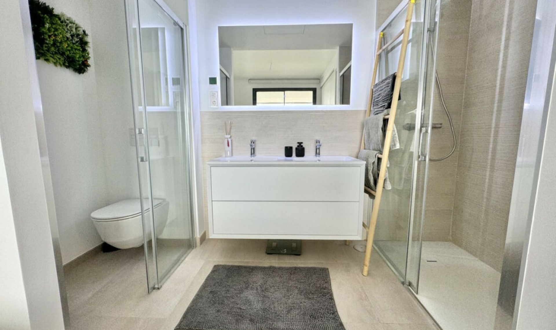 Resale - Apartment -
Benalmadena Costa