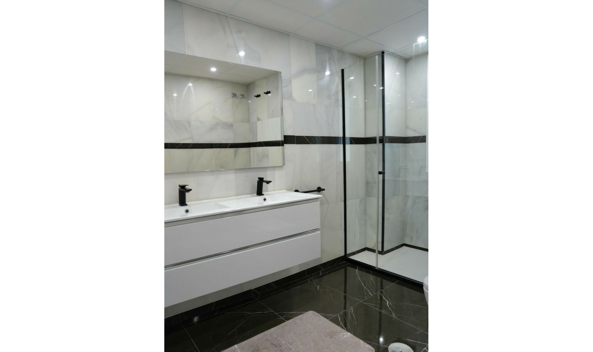 Resale - Apartment -
Benalmadena Costa