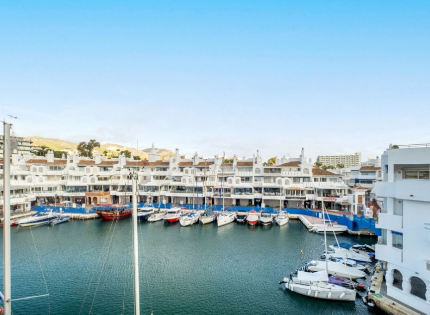 Resale - Apartment -
Benalmadena Costa