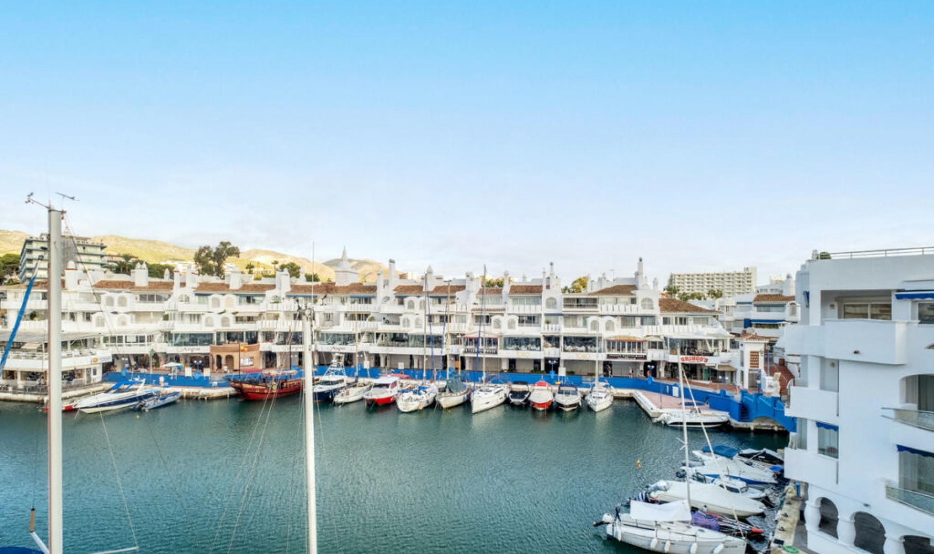 Resale - Apartment -
Benalmadena Costa