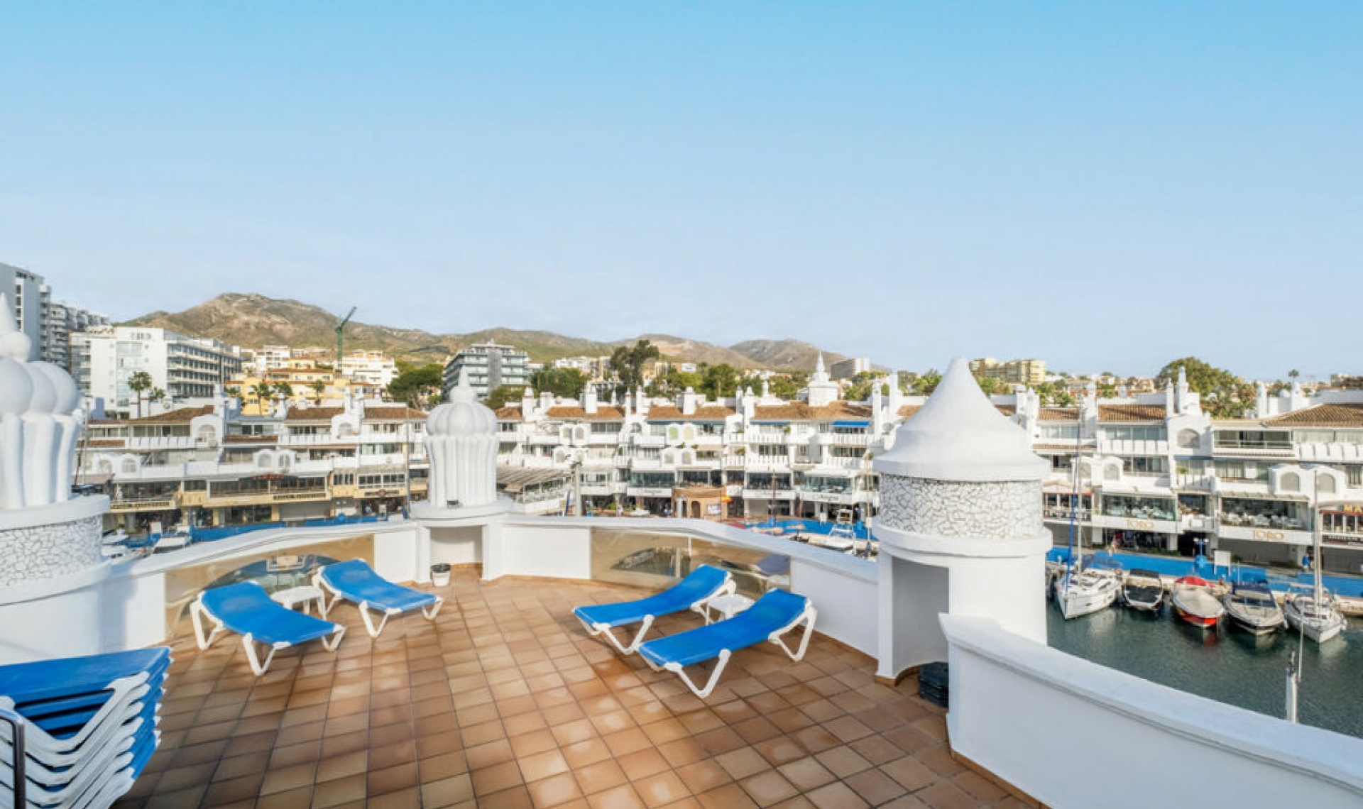 Resale - Apartment -
Benalmadena Costa