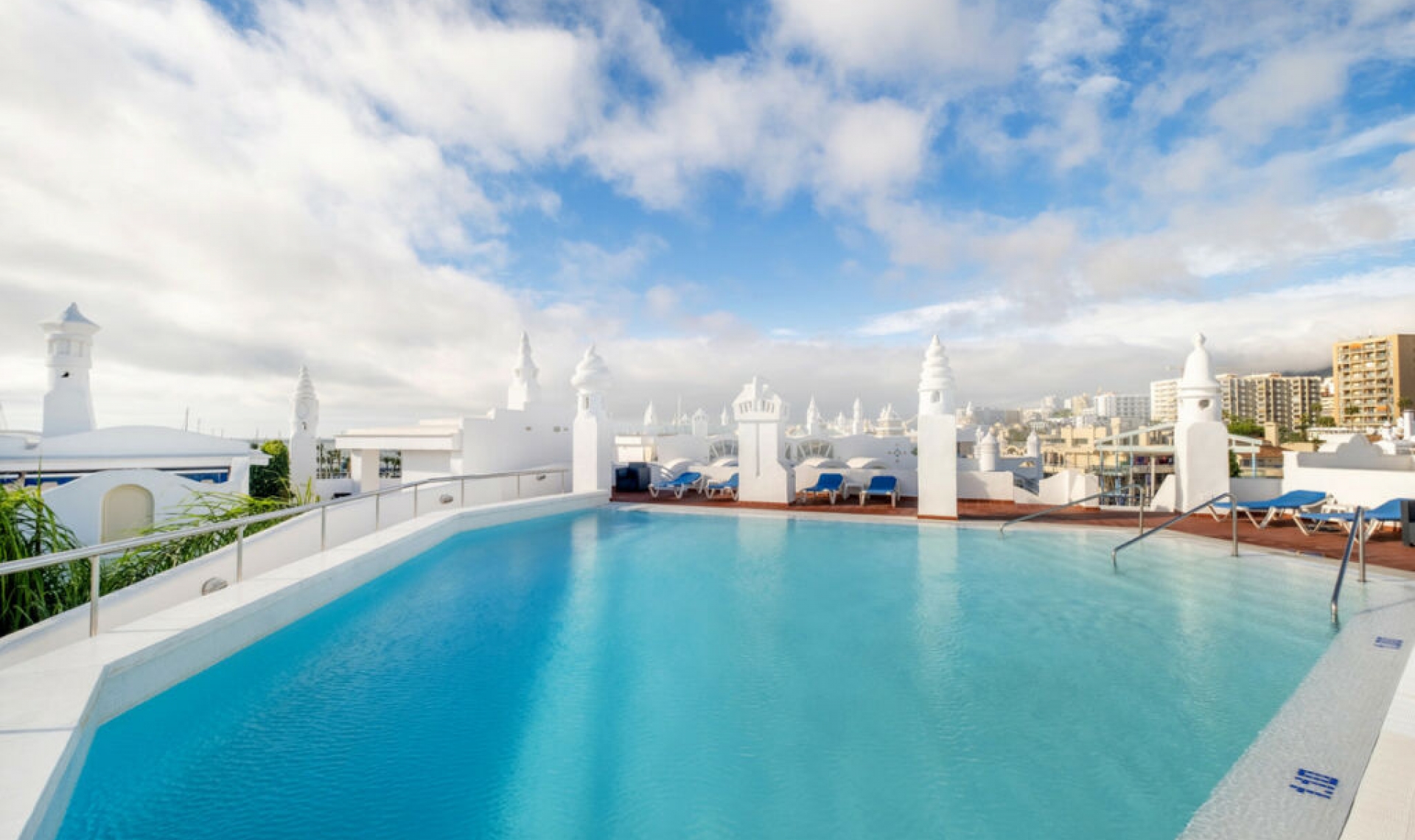 Resale - Apartment -
Benalmadena Costa