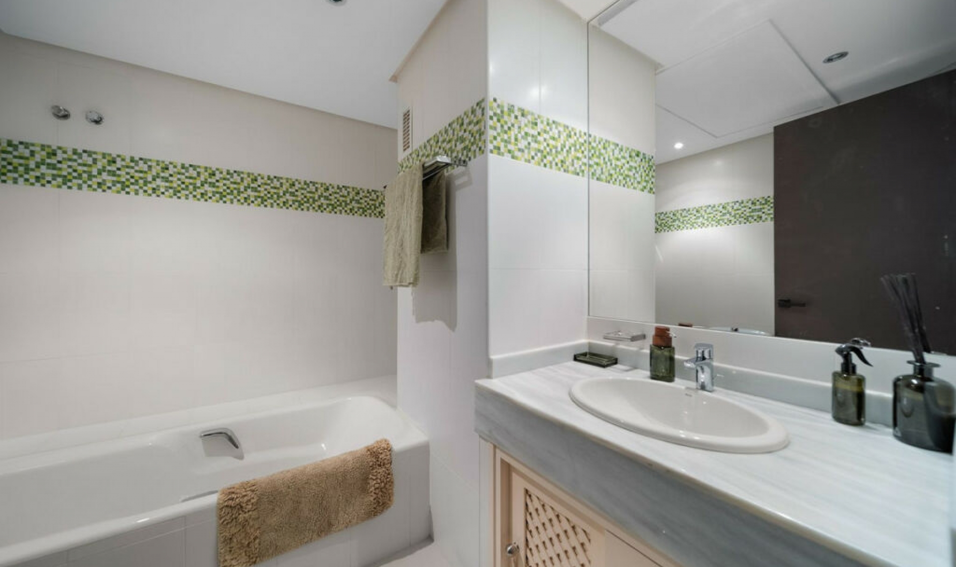 Resale - Apartment -
Benalmadena Costa