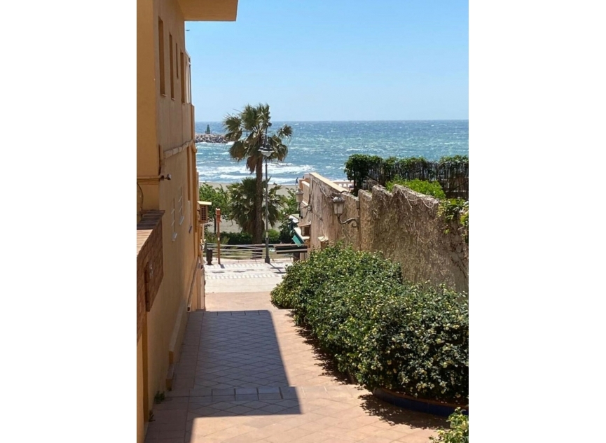 Resale - Apartment -
Benalmadena Costa