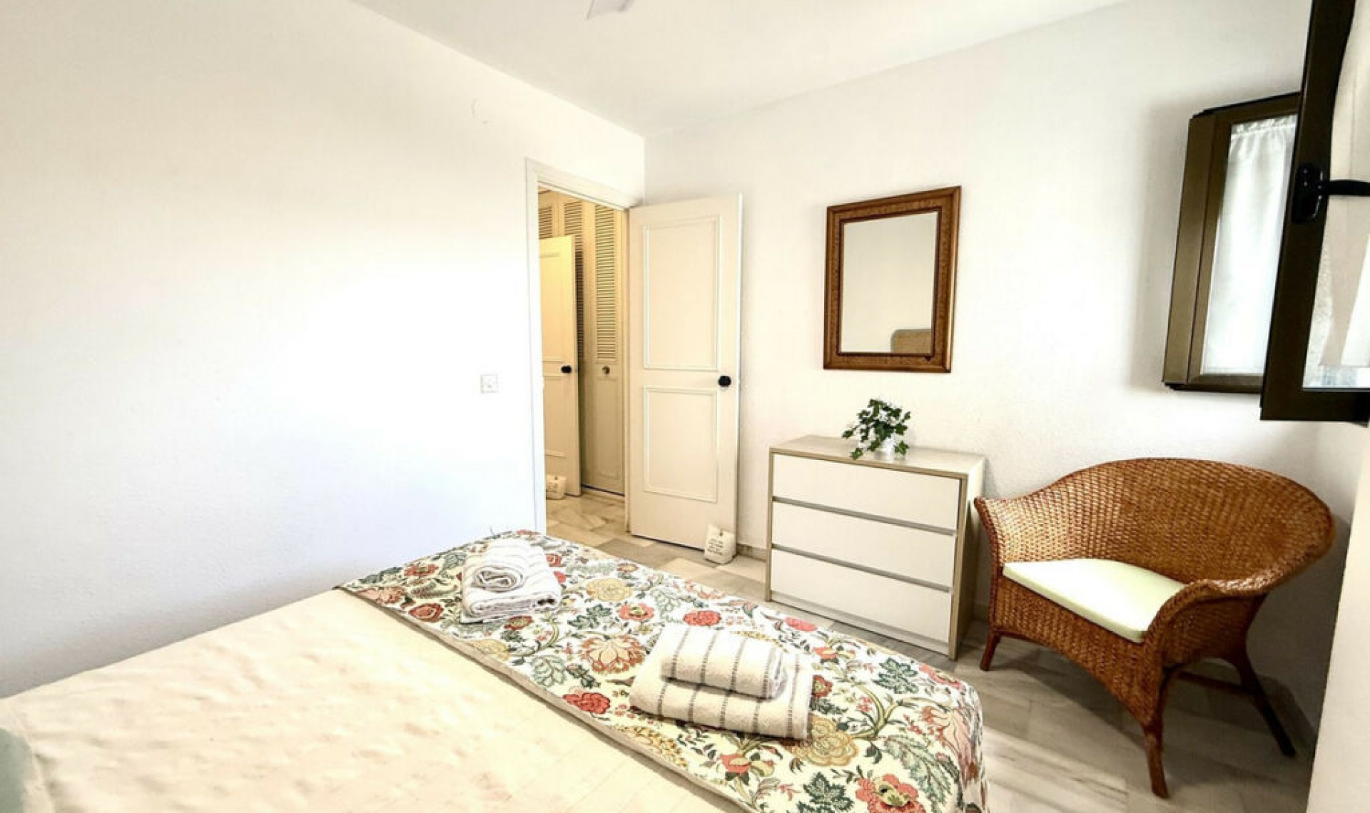 Resale - Apartment -
Benalmadena Costa