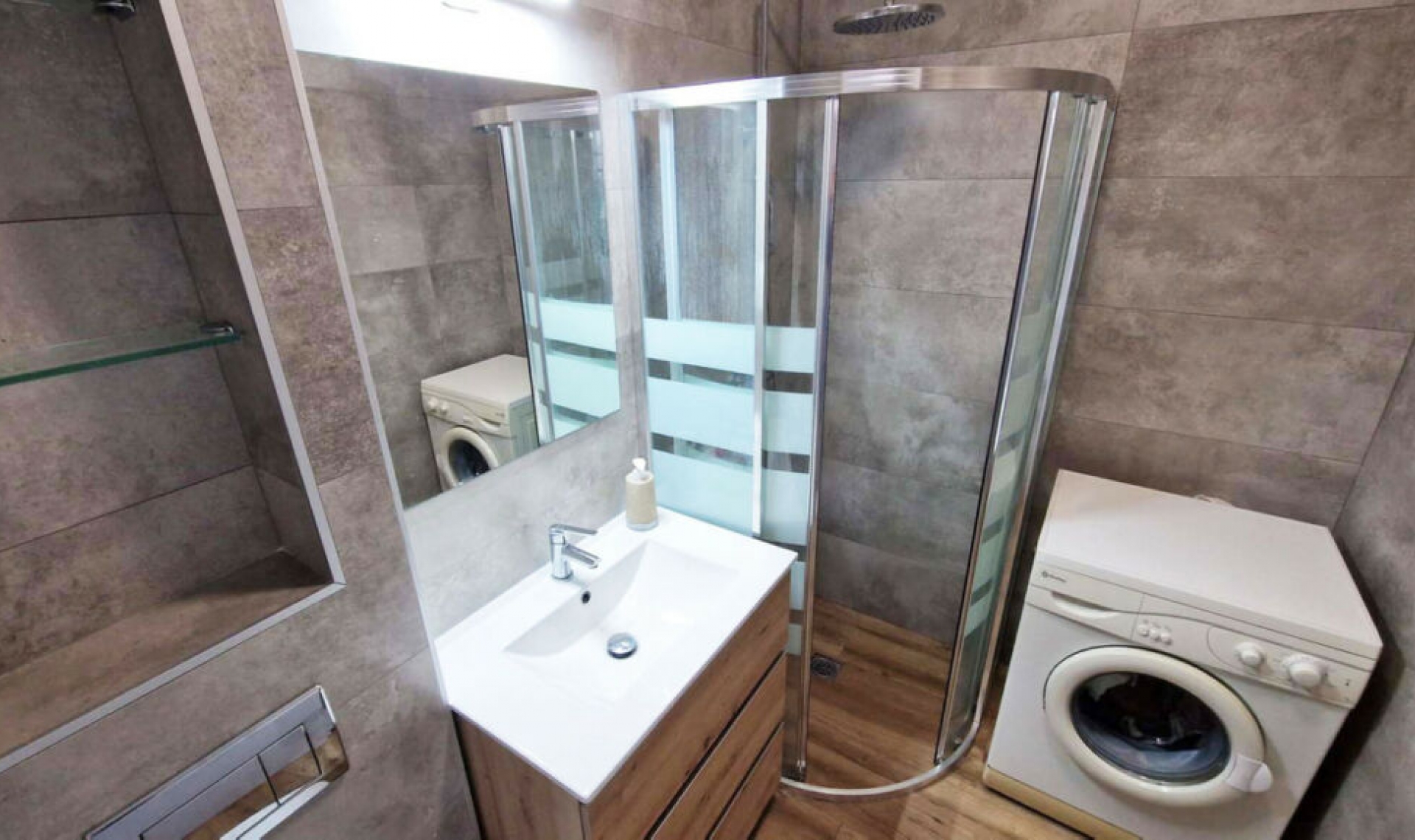 Resale - Apartment -
Benalmadena Costa