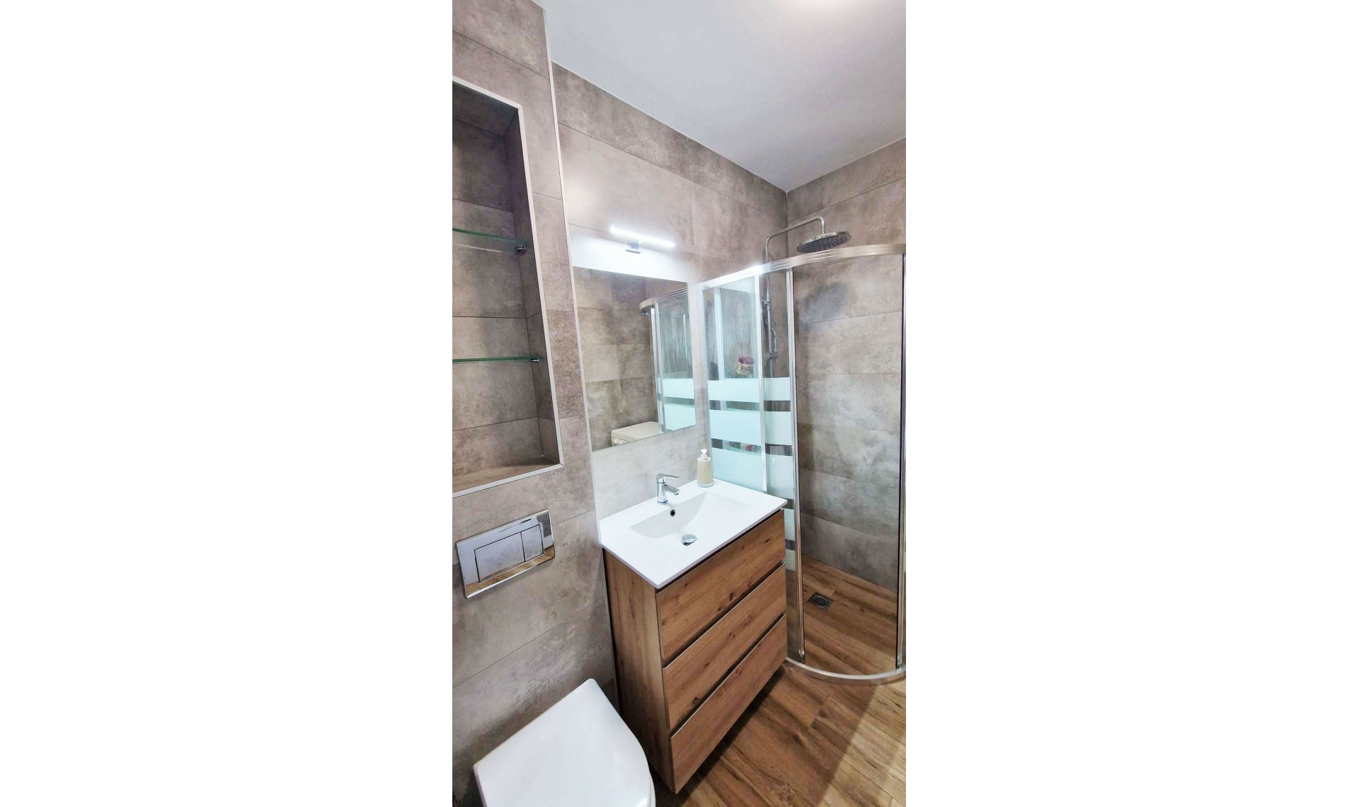 Resale - Apartment -
Benalmadena Costa
