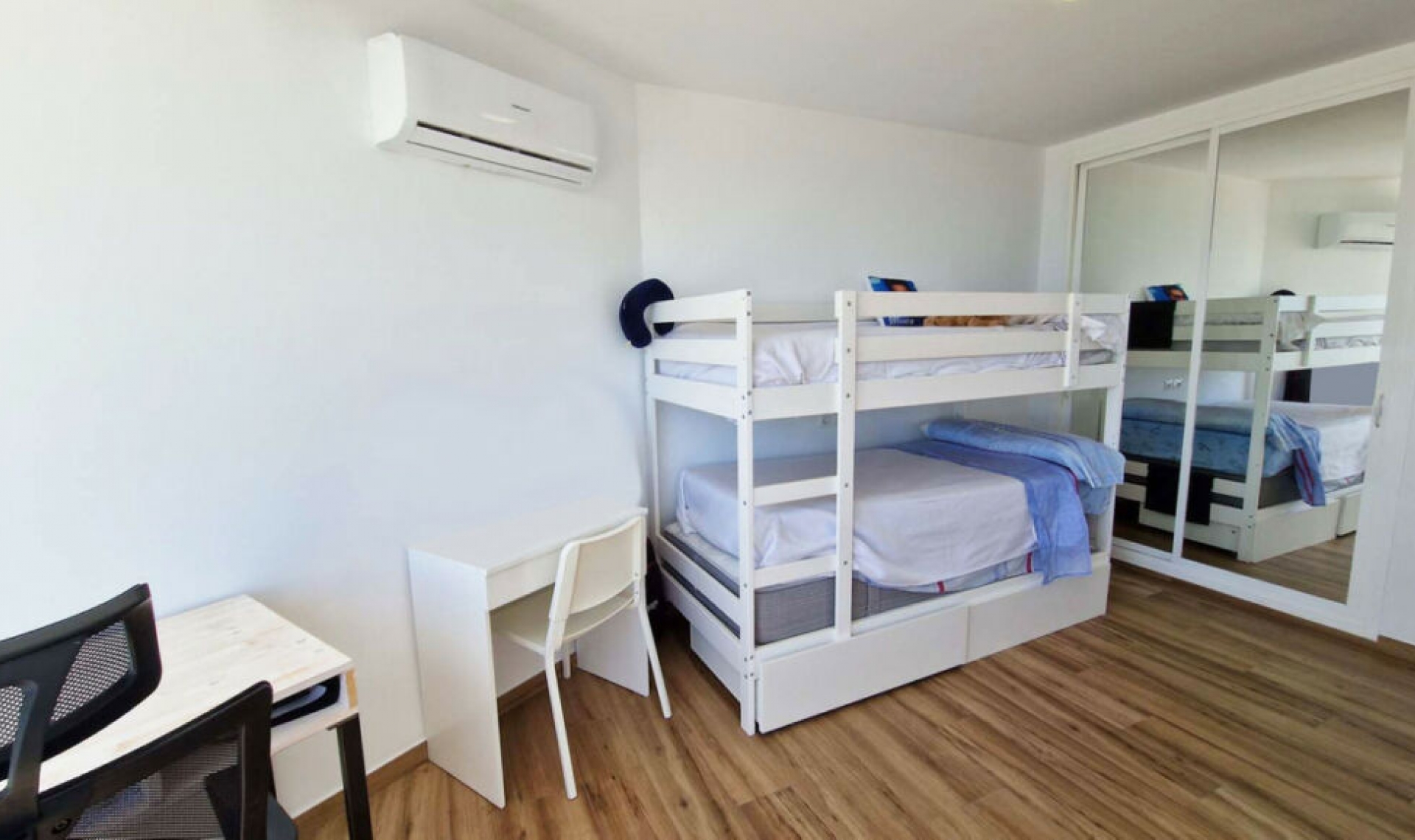 Resale - Apartment -
Benalmadena Costa
