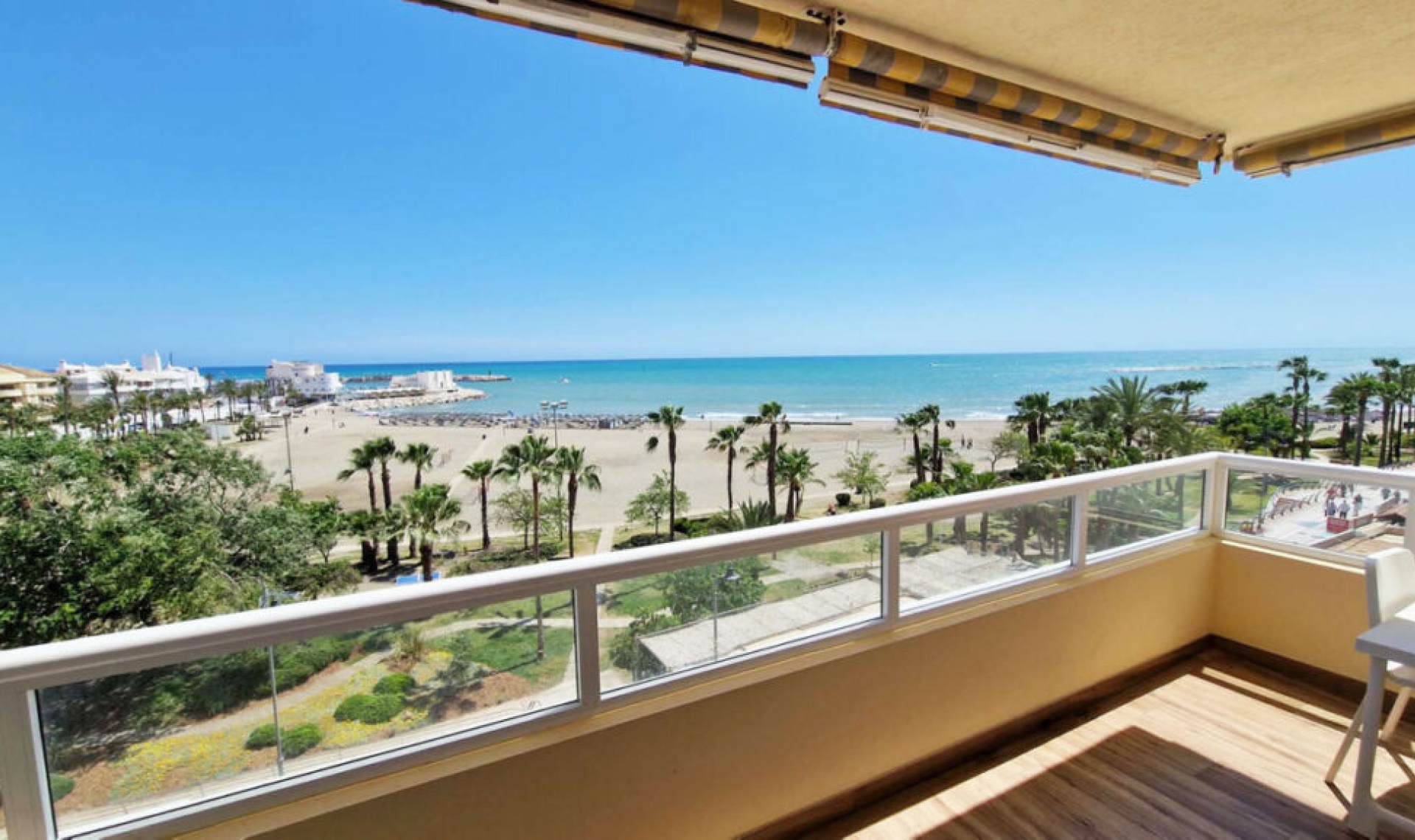 Resale - Apartment -
Benalmadena Costa
