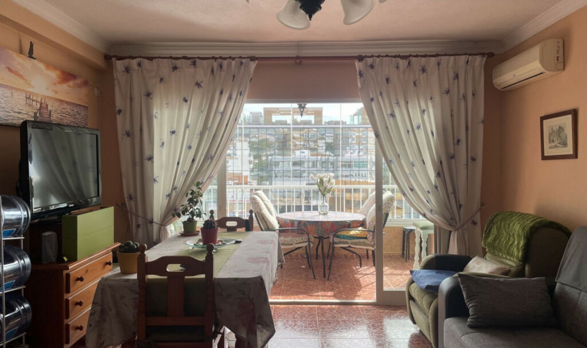 Resale - Apartment -
Benalmadena Costa