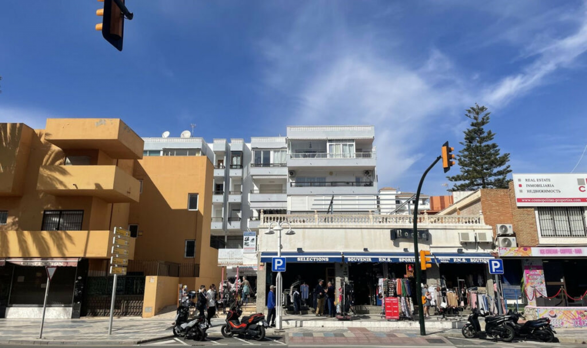 Resale - Apartment -
Benalmadena Costa