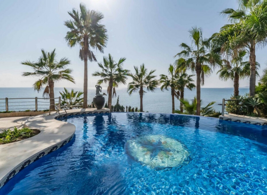 Resale - Apartment -
Benalmadena Costa