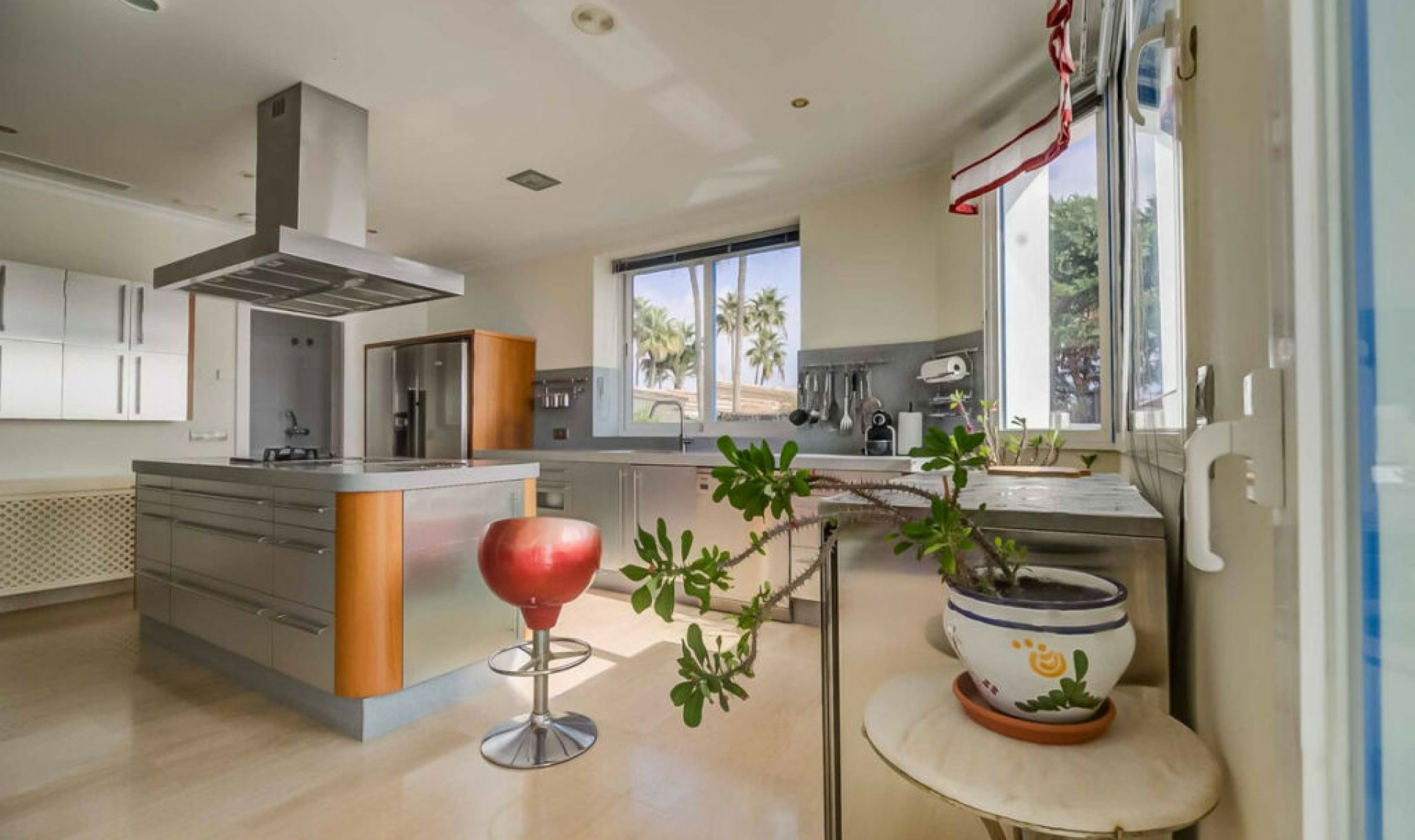 Resale - Apartment -
Benalmadena Costa