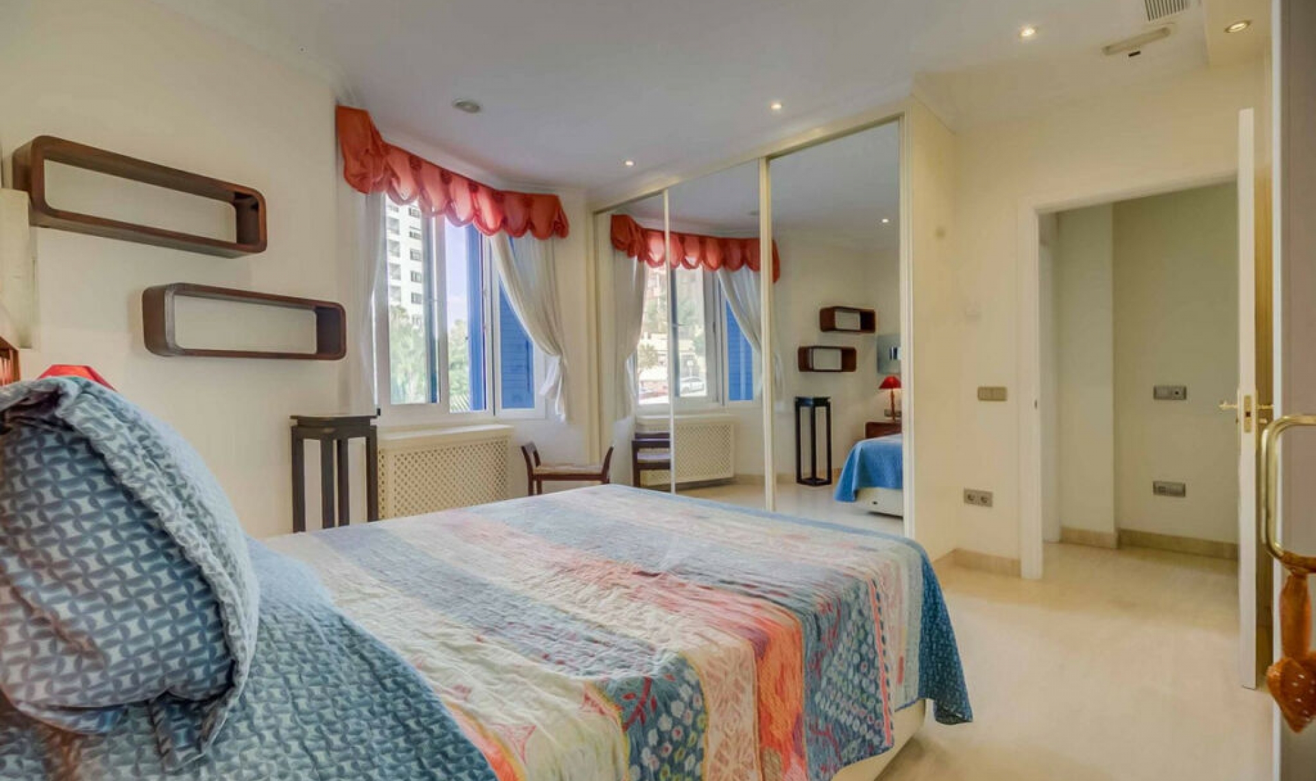 Resale - Apartment -
Benalmadena Costa