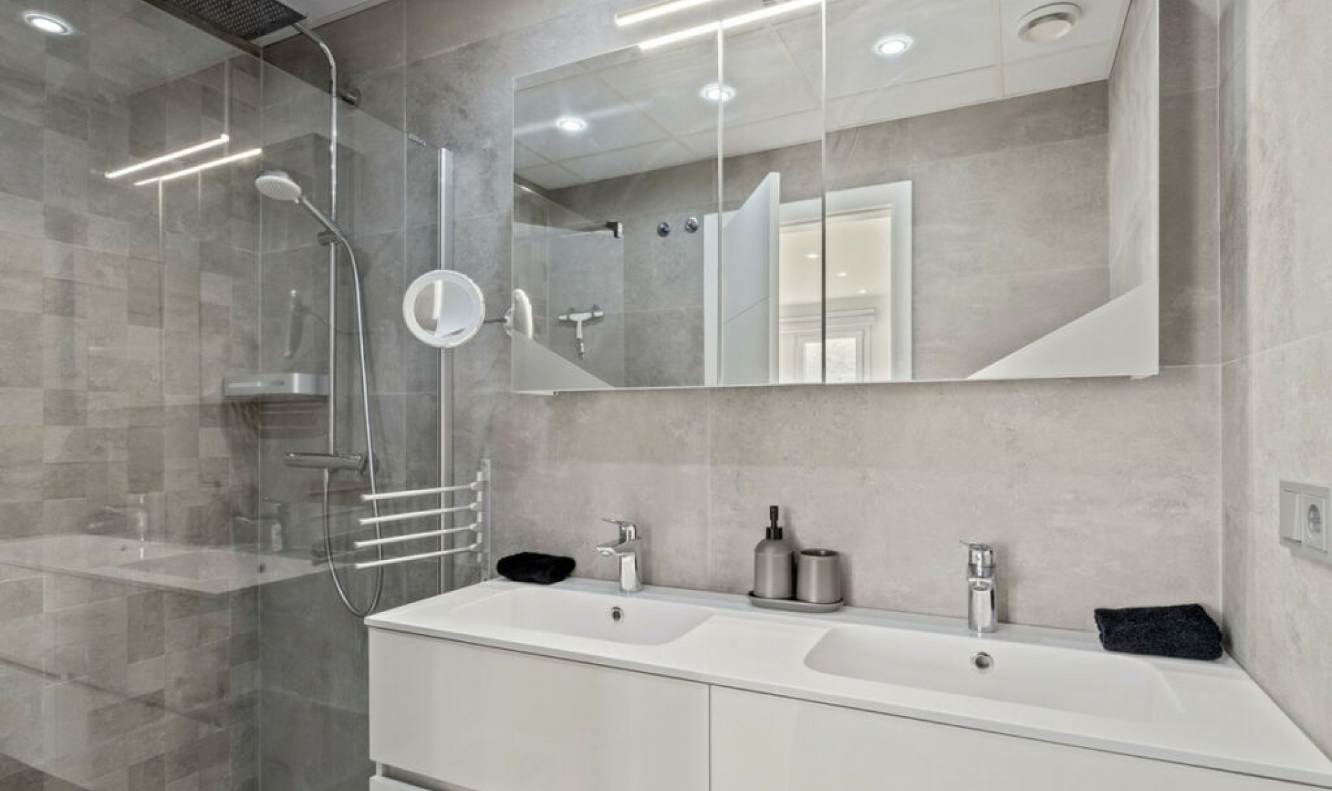 Resale - Apartment -
Benalmadena Costa