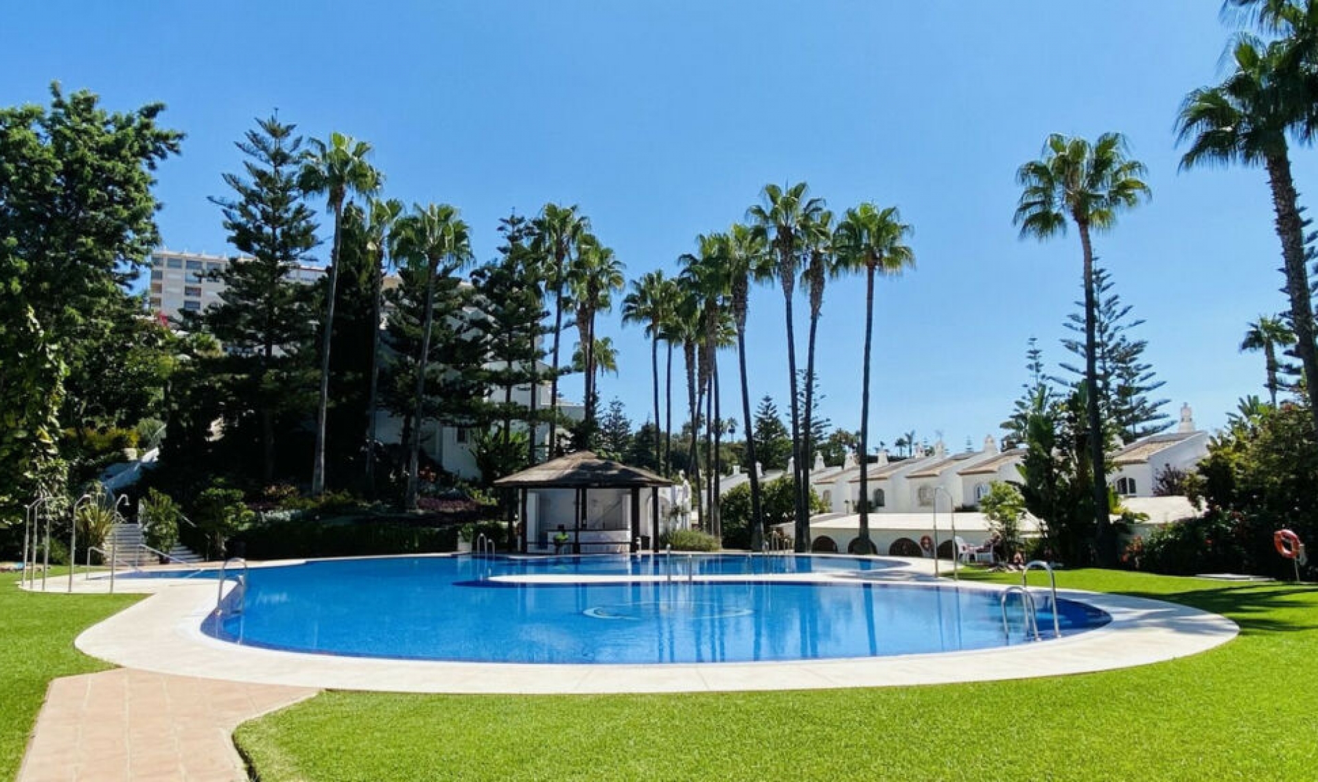 Resale - Apartment -
Benalmadena Costa