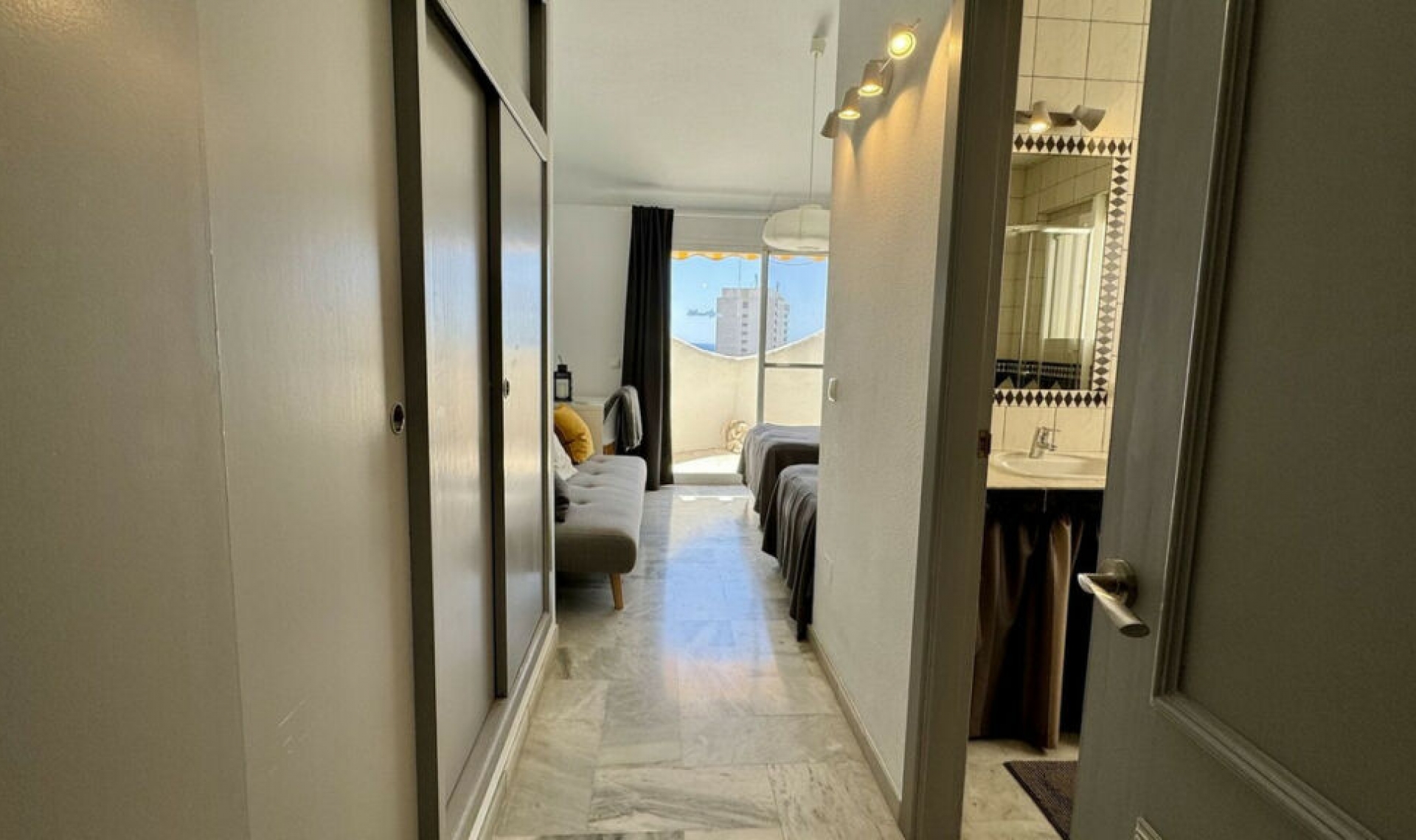Resale - Apartment -
Benalmadena Costa
