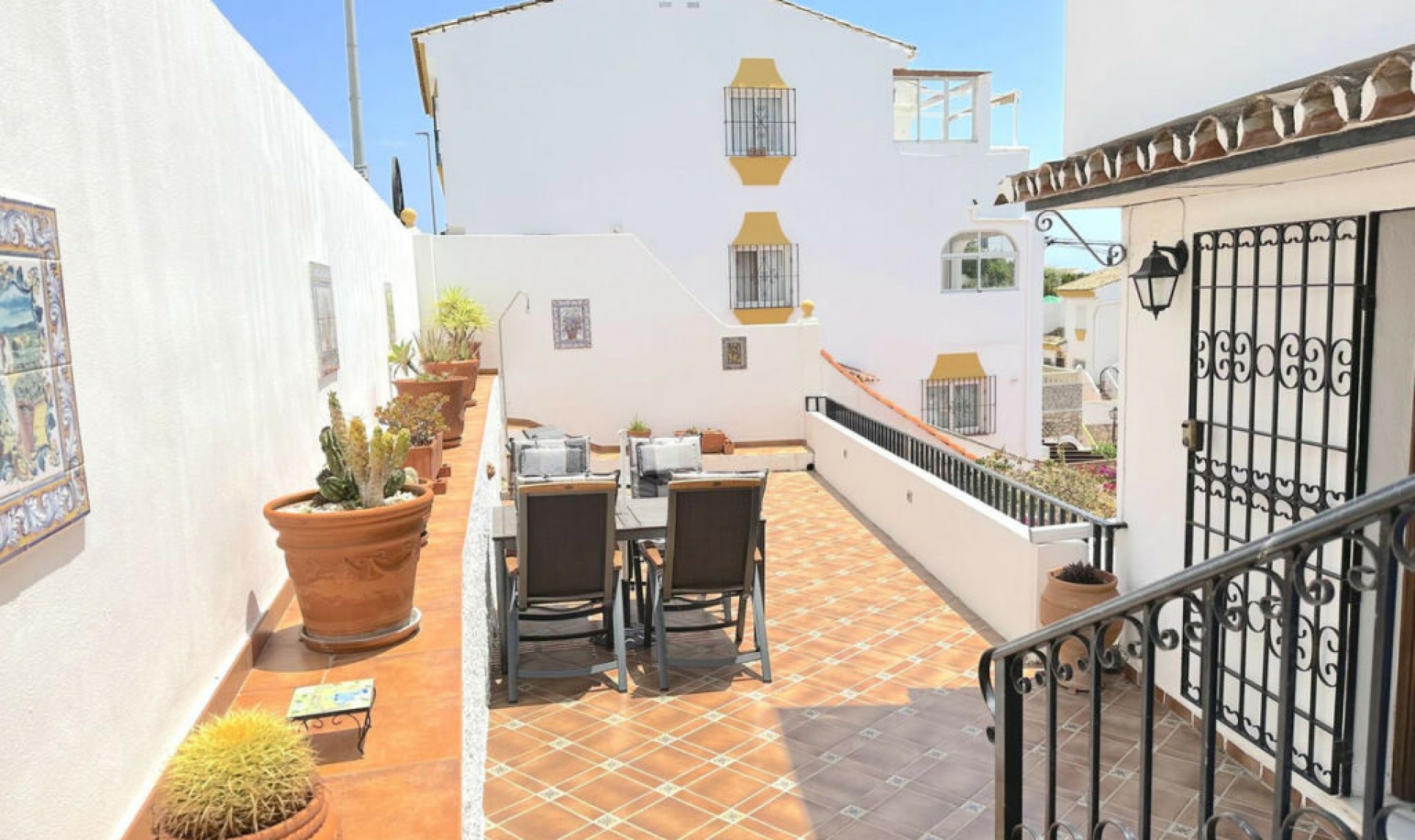 Resale - Apartment -
Benalmadena Costa