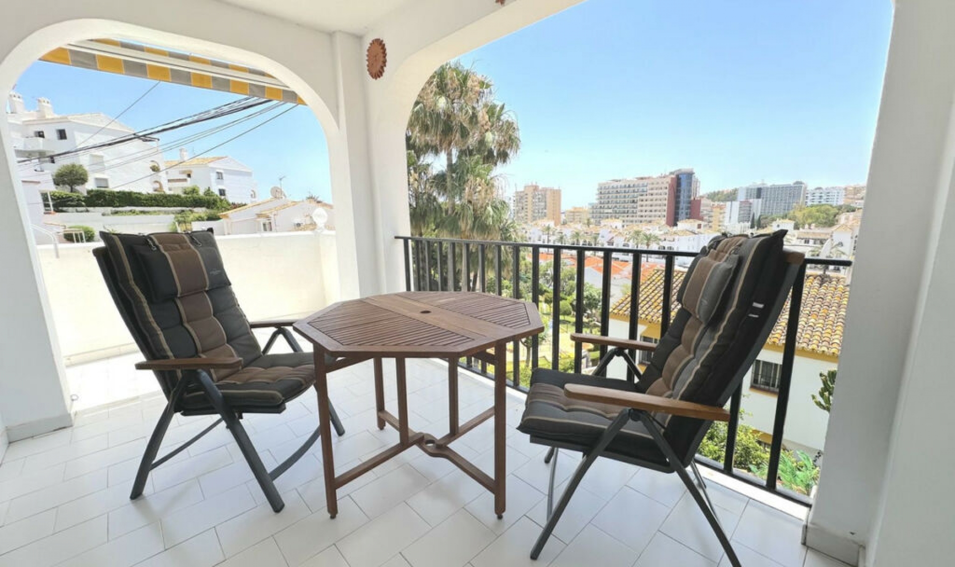 Resale - Apartment -
Benalmadena Costa