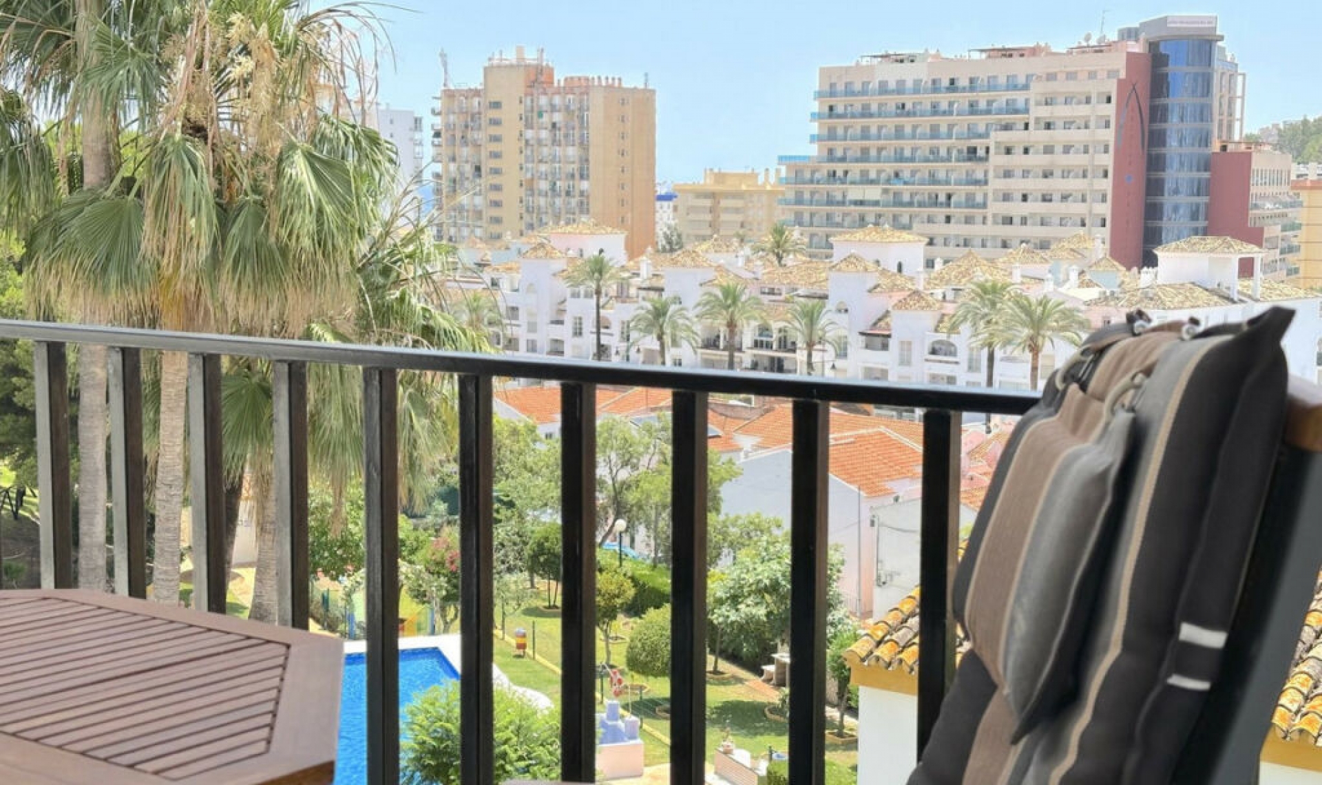 Resale - Apartment -
Benalmadena Costa